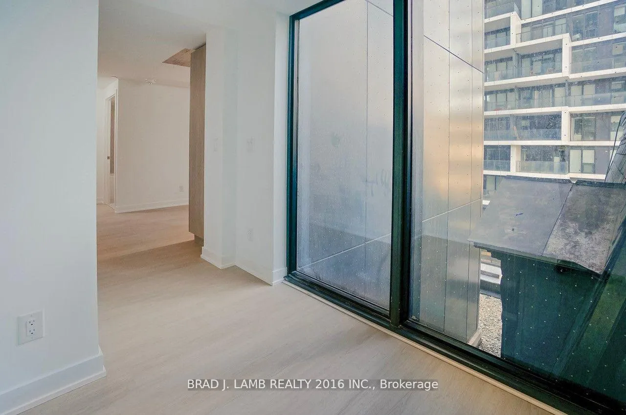 Photo 3 of Unit 402, 47 Mutual Street, Toronto, Church-Yonge Corridor — HOMEH