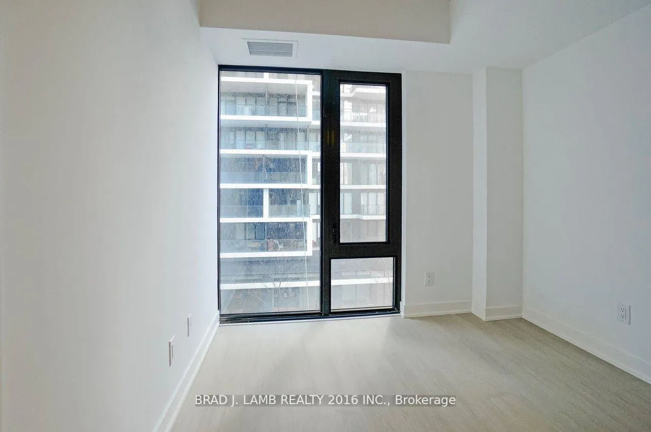 Photo 5 of Unit 402, 47 Mutual Street, Toronto, Church-Yonge Corridor — HOMEH