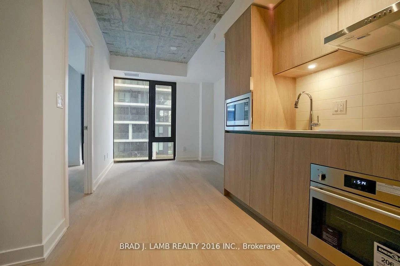 Photo 13 of Unit 402, 47 Mutual Street, Toronto, Church-Yonge Corridor — HOMEH