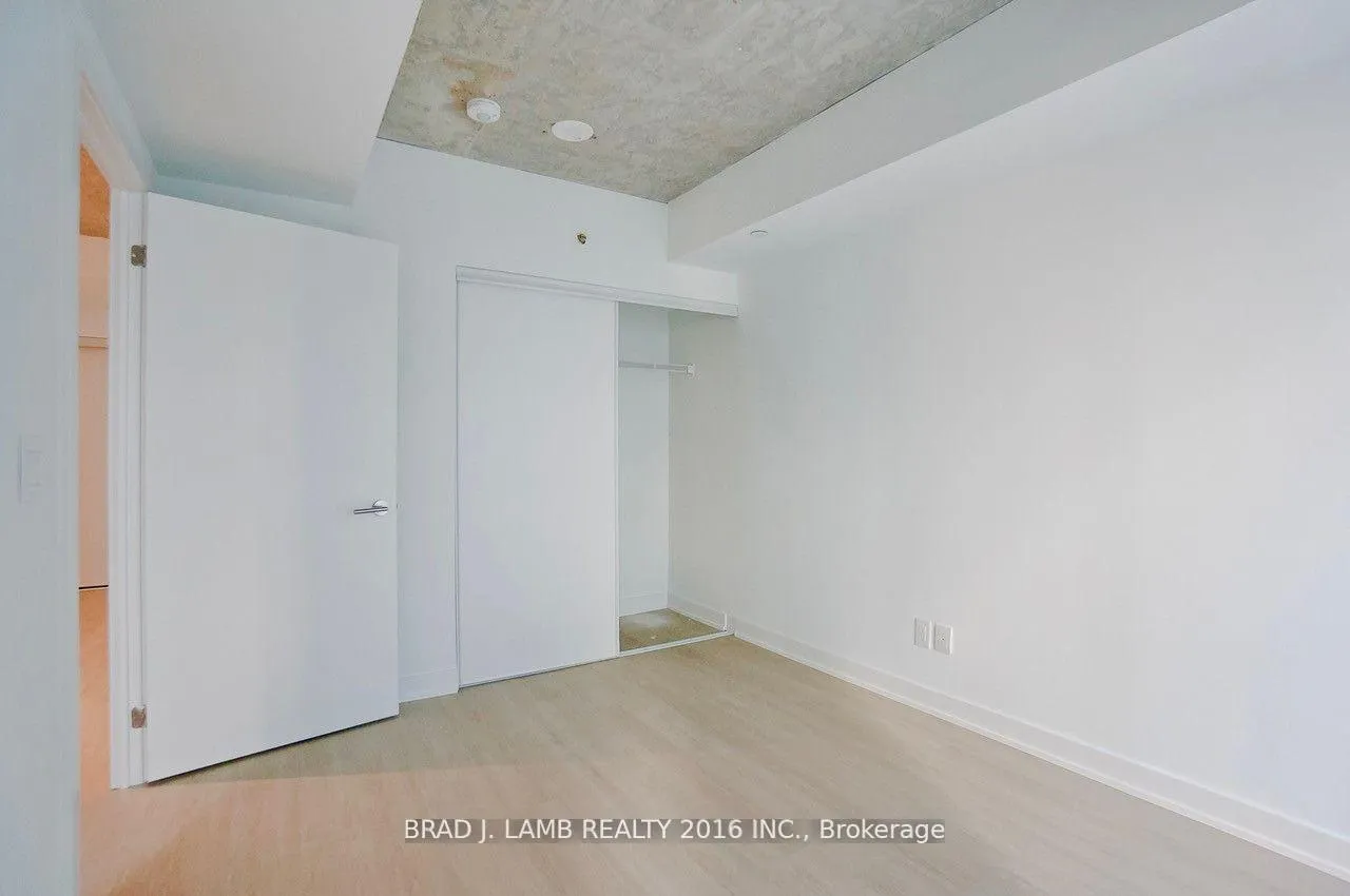 Photo 15 of Unit 402, 47 Mutual Street, Toronto, Church-Yonge Corridor — HOMEH