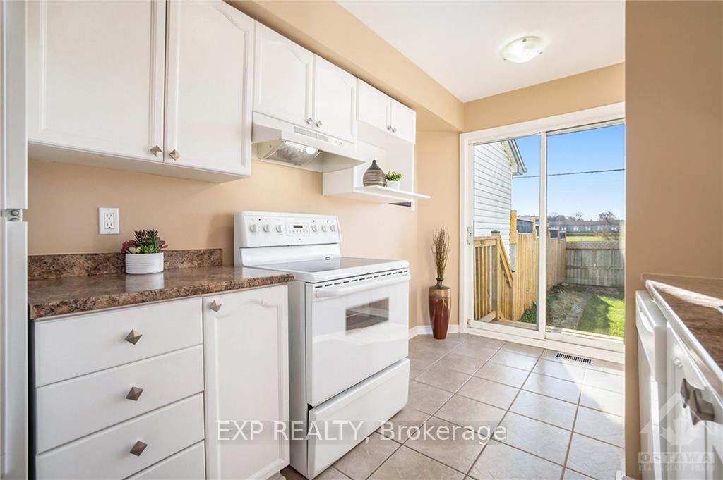 Photo 12 of 68 Crampton Drive, Carleton Place — HOMEH