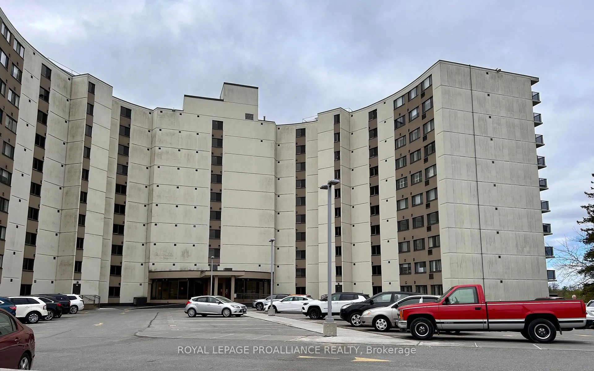 Photo 1 of Unit 201, 2 South Front Street, Belleville, Belleville Ward — HOMEH
