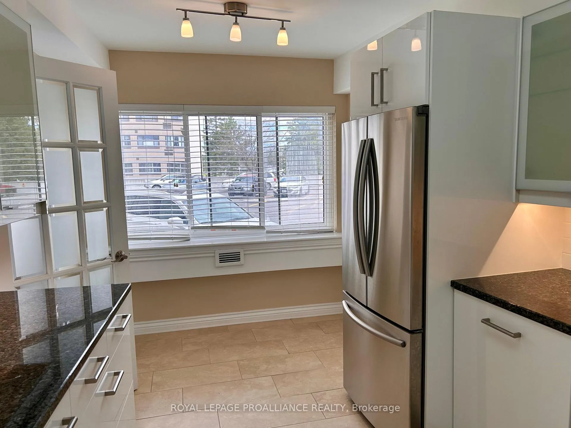Photo 9 of Unit 201, 2 South Front Street, Belleville, Belleville Ward — HOMEH