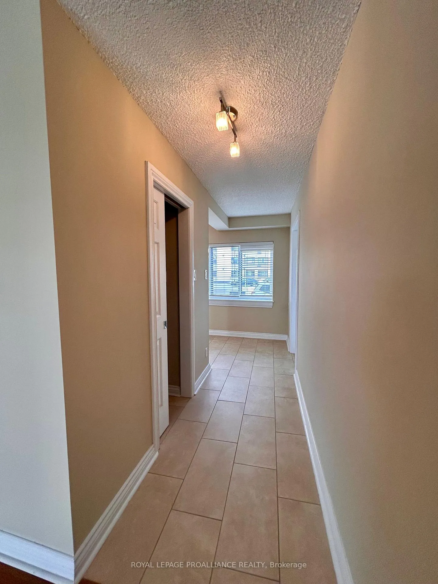 Photo 10 of Unit 201, 2 South Front Street, Belleville, Belleville Ward — HOMEH
