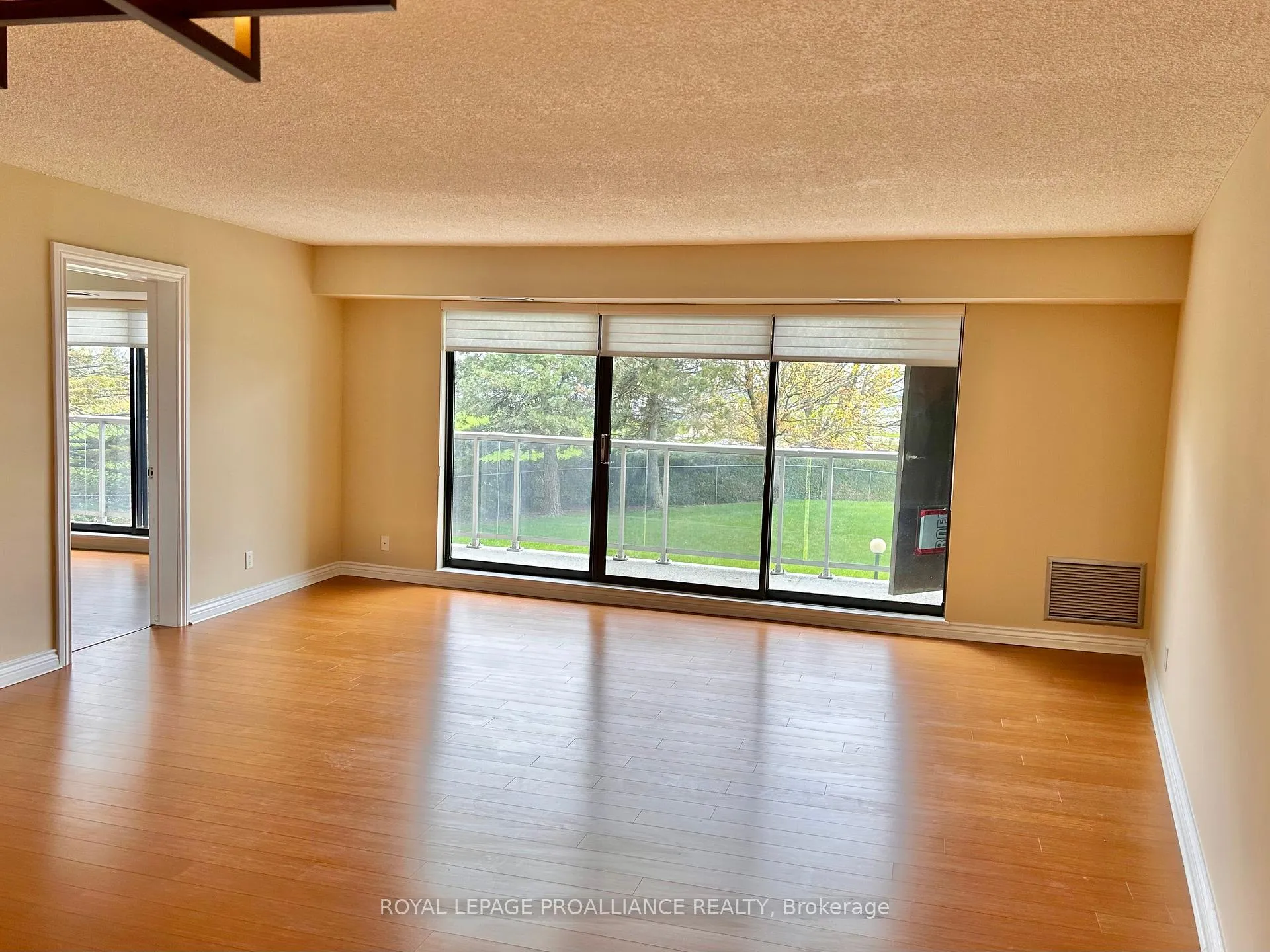 Photo 14 of Unit 201, 2 South Front Street, Belleville, Belleville Ward — HOMEH