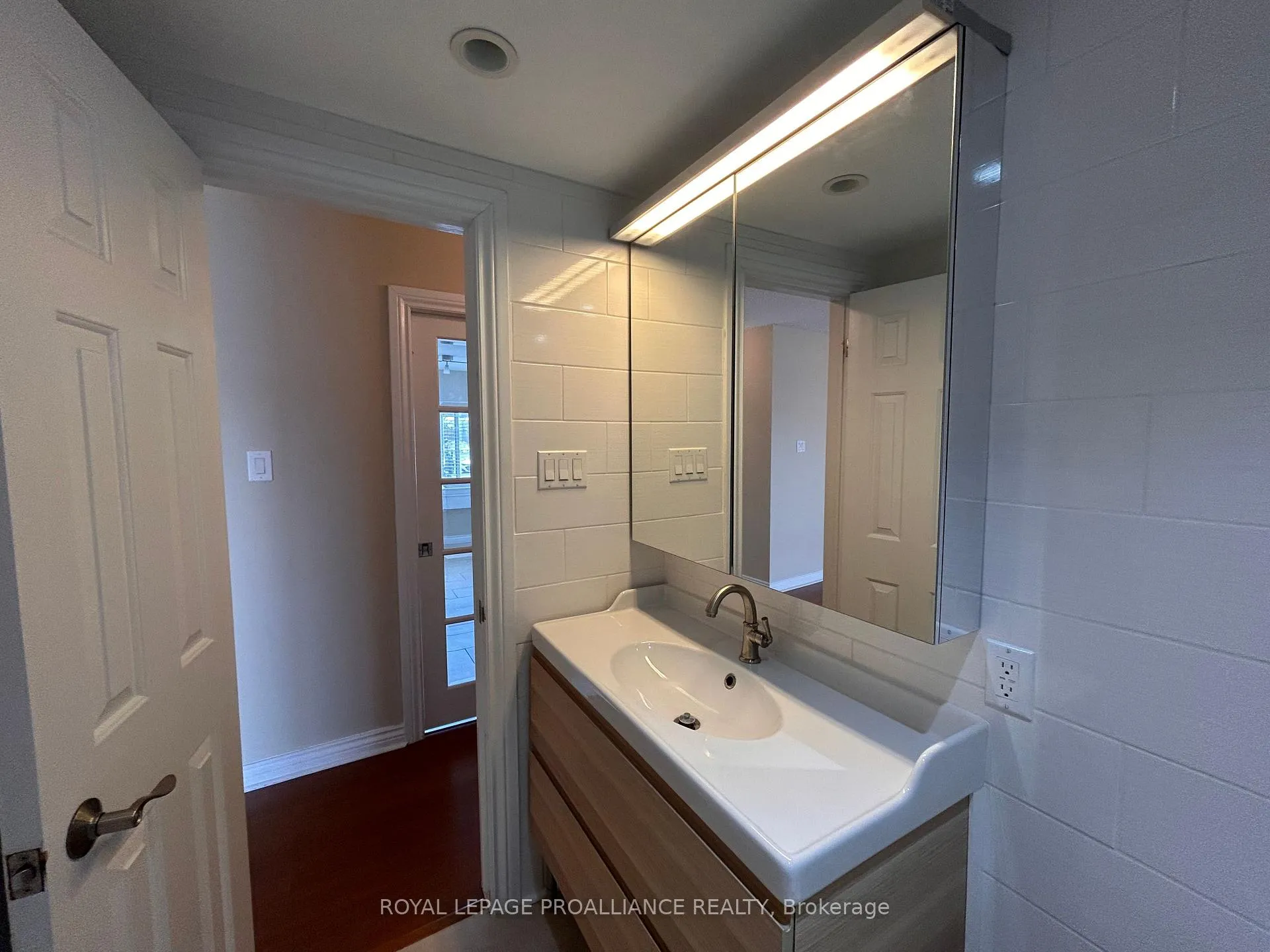 Photo 36 of Unit 201, 2 South Front Street, Belleville, Belleville Ward — HOMEH
