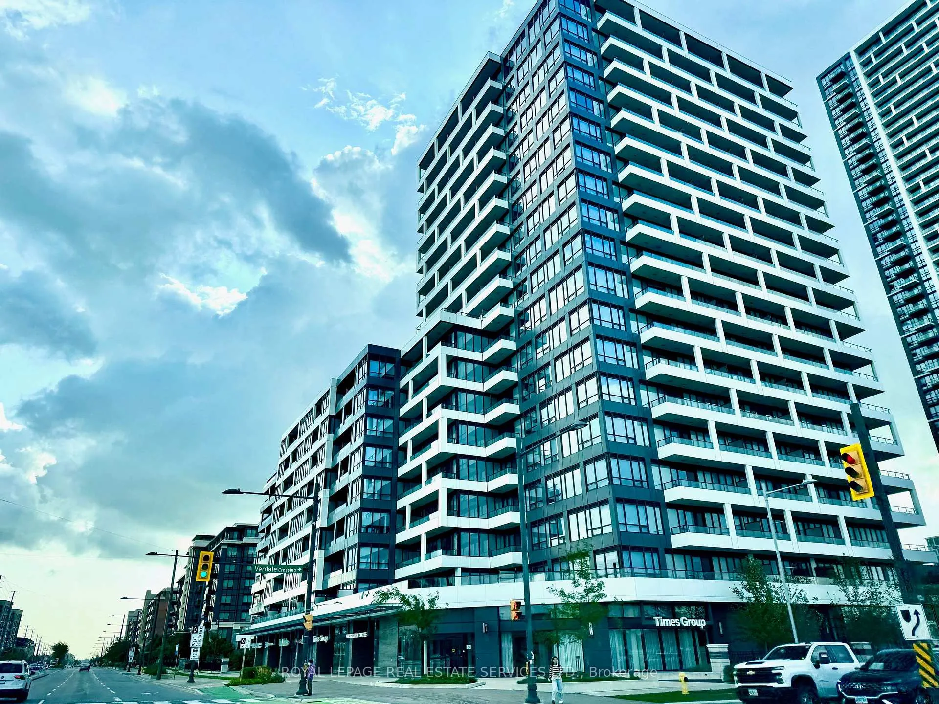Photo 8 of Unit 618, 38 Water Walk Drive, Markham, Unionville — HOMEH