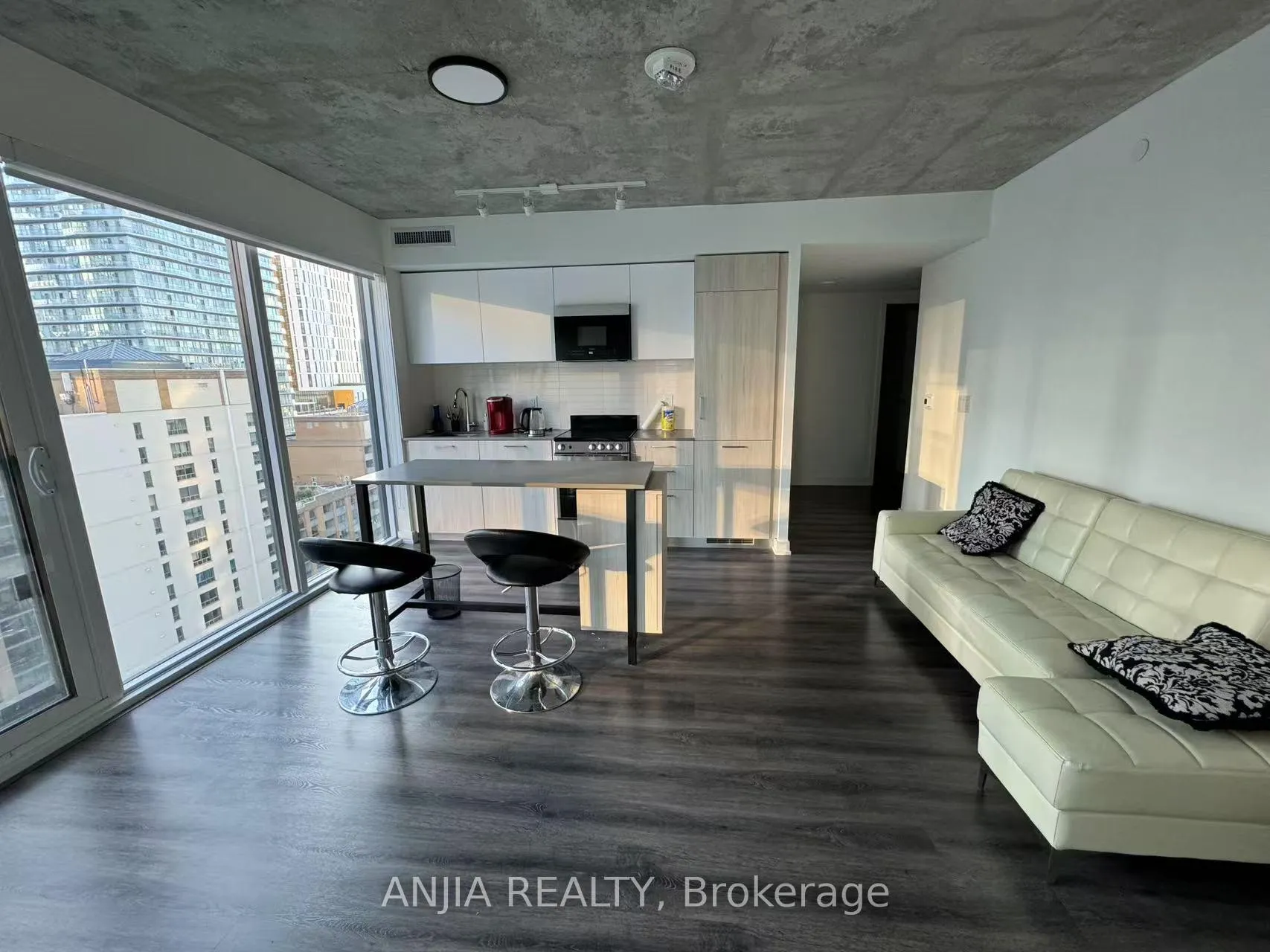 Photo 1 of Unit 1704, 65 Mutual Street, Toronto, Church-Yonge Corridor — HOMEH