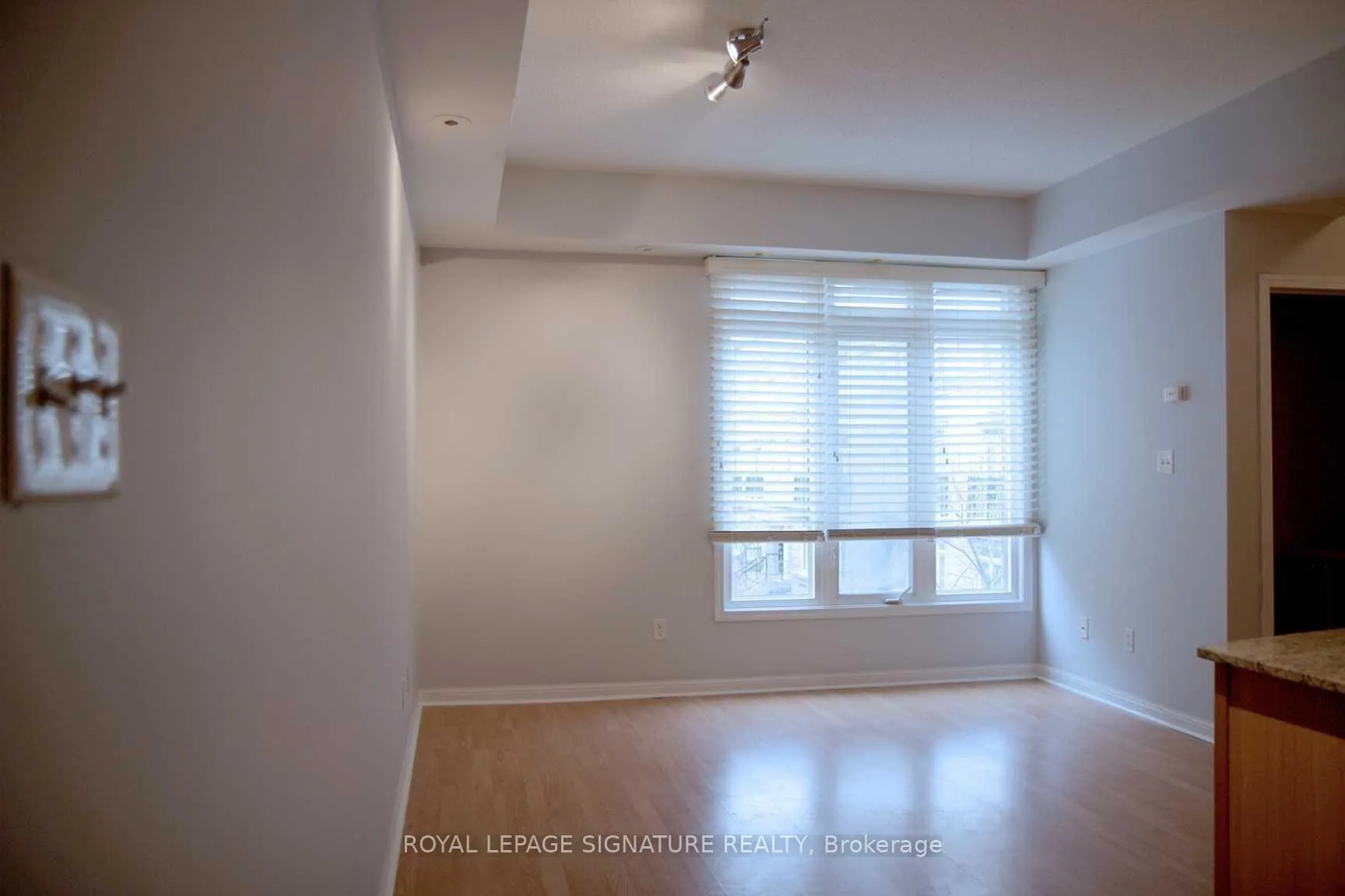 Photo 4 of Unit TH2, 70 Carr Street N, Toronto, Kensington-Chinatown — HOMEH