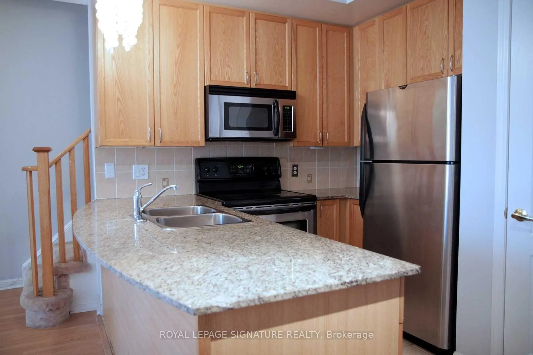 Photo 8 of Unit TH2, 70 Carr Street N, Toronto, Kensington-Chinatown — HOMEH