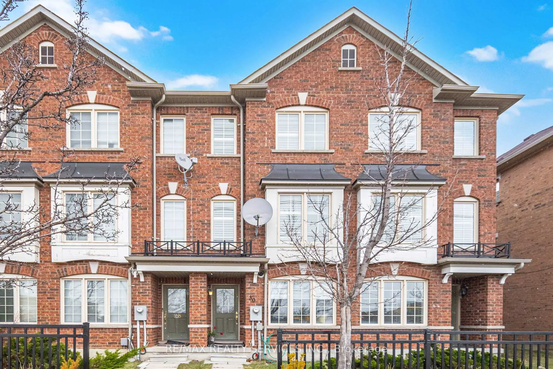 Photo 1 of 30 Peach Drive W, Brampton, Sandringham-Wellington — HOMEH