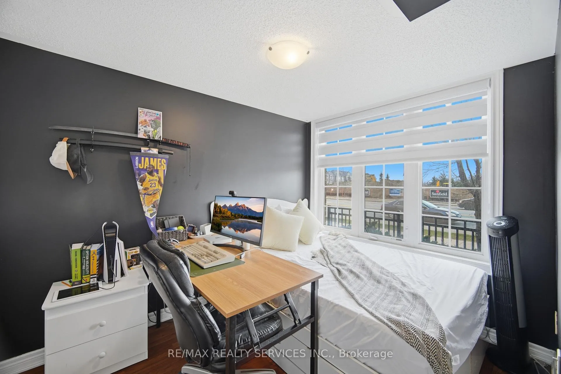 Photo 34 of 30 Peach Drive W, Brampton, Sandringham-Wellington — HOMEH
