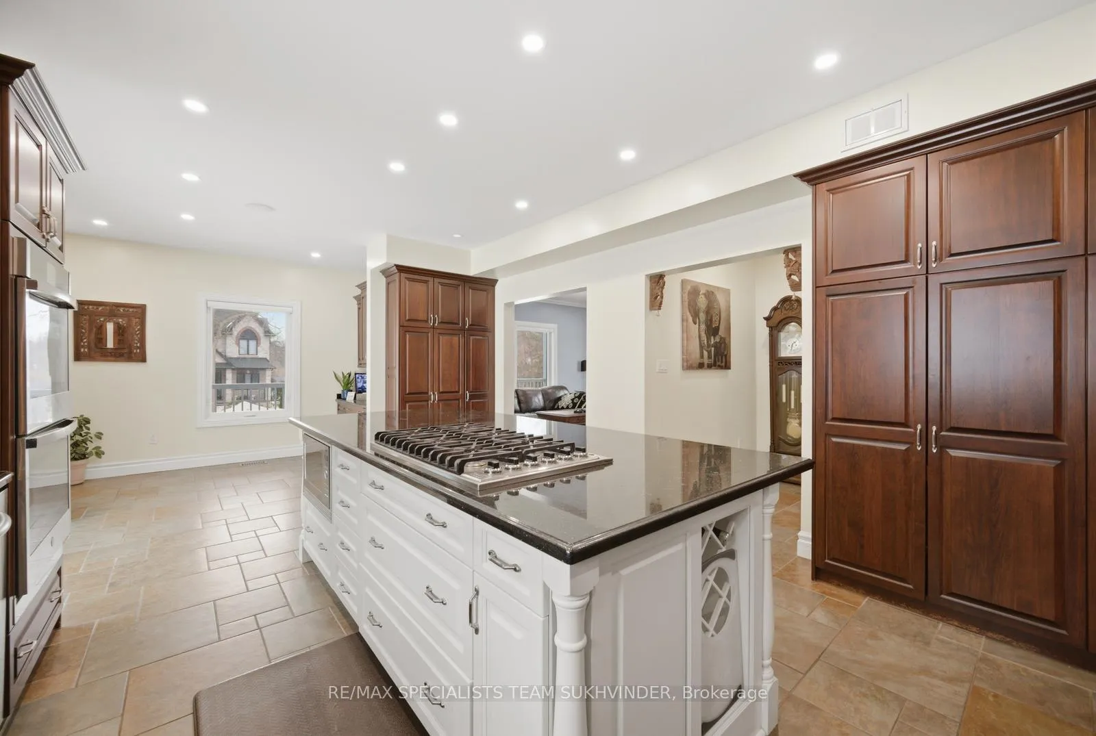 Photo 7 of 10 Isabella Street, Caledon, Rural Caledon — HOMEH