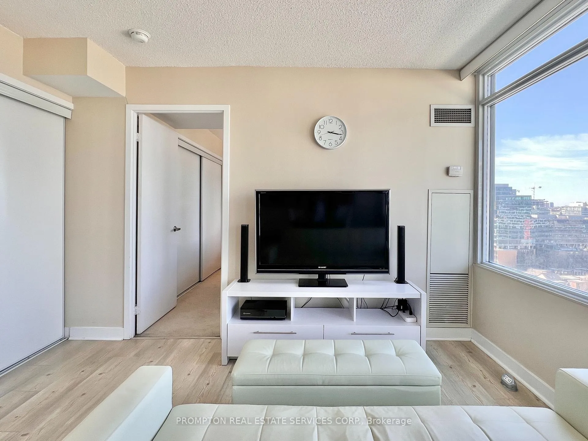 Photo 8 of Unit 2115, 25 Telegram Mews, Toronto, Waterfront Communities — HOMEH