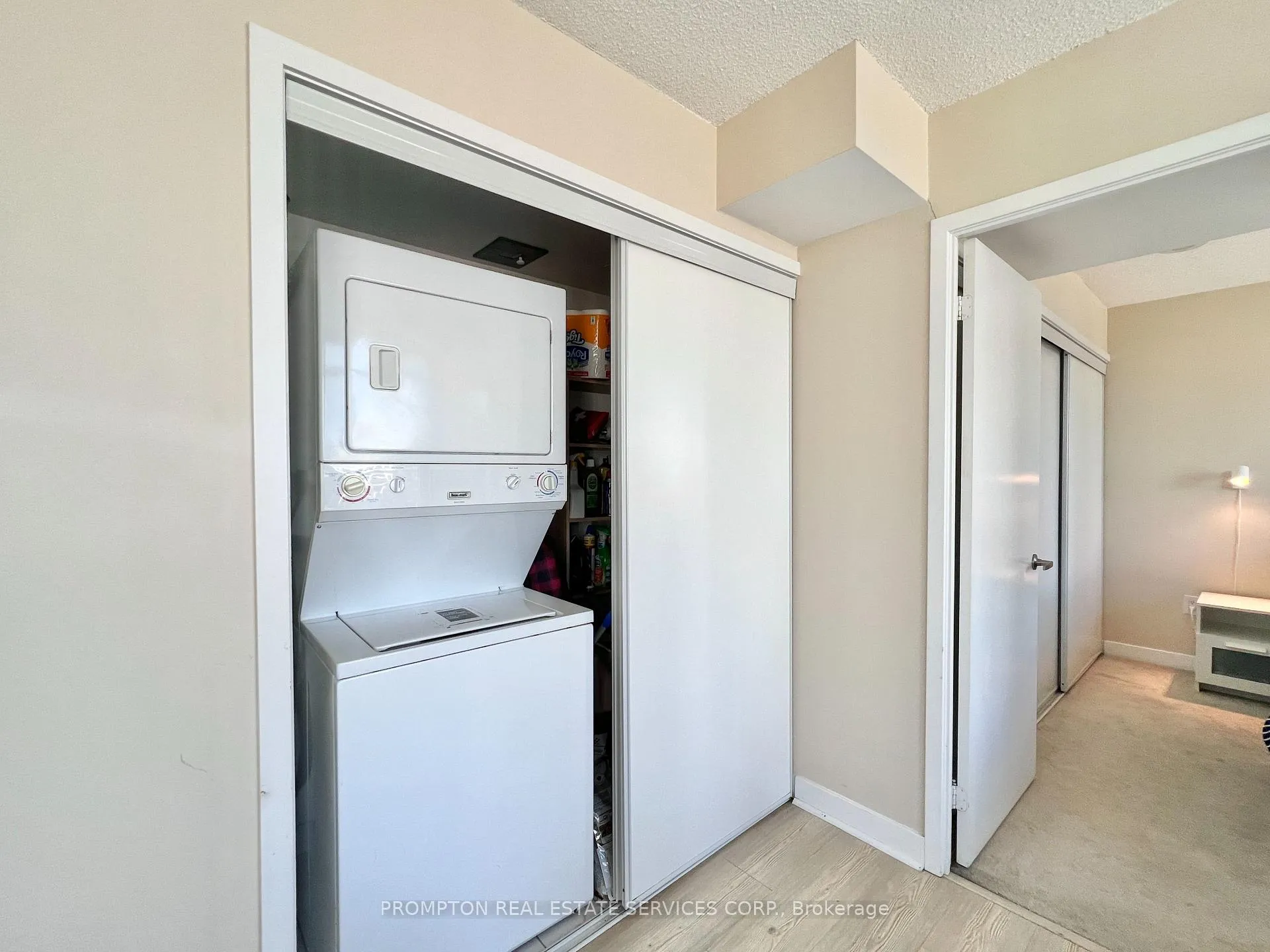 Photo 9 of Unit 2115, 25 Telegram Mews, Toronto, Waterfront Communities — HOMEH