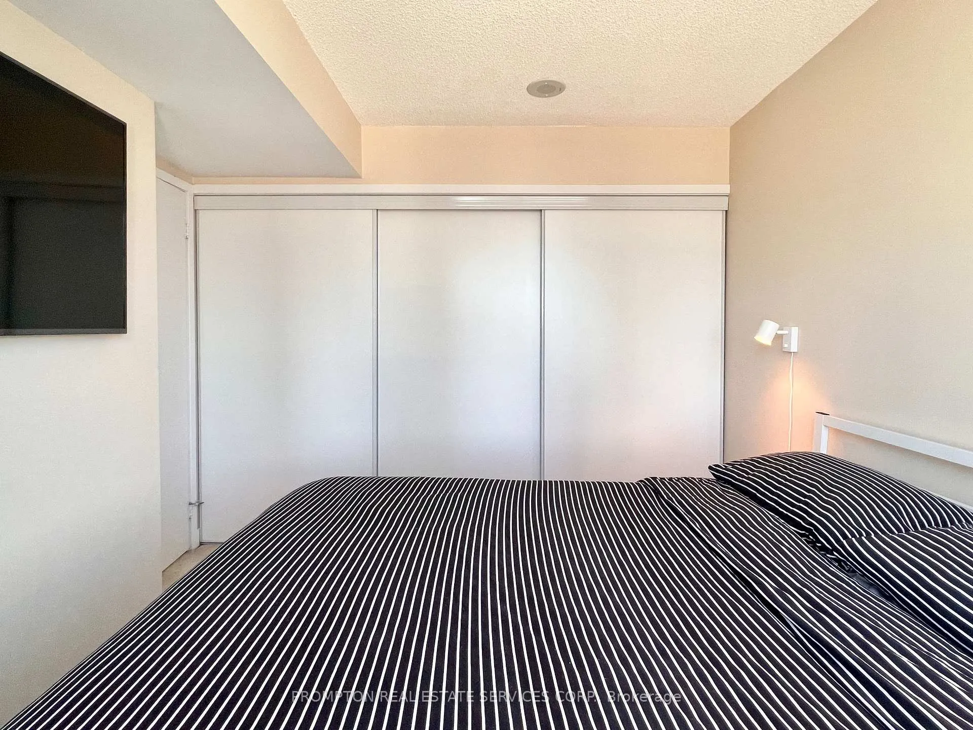 Photo 13 of Unit 2115, 25 Telegram Mews, Toronto, Waterfront Communities — HOMEH