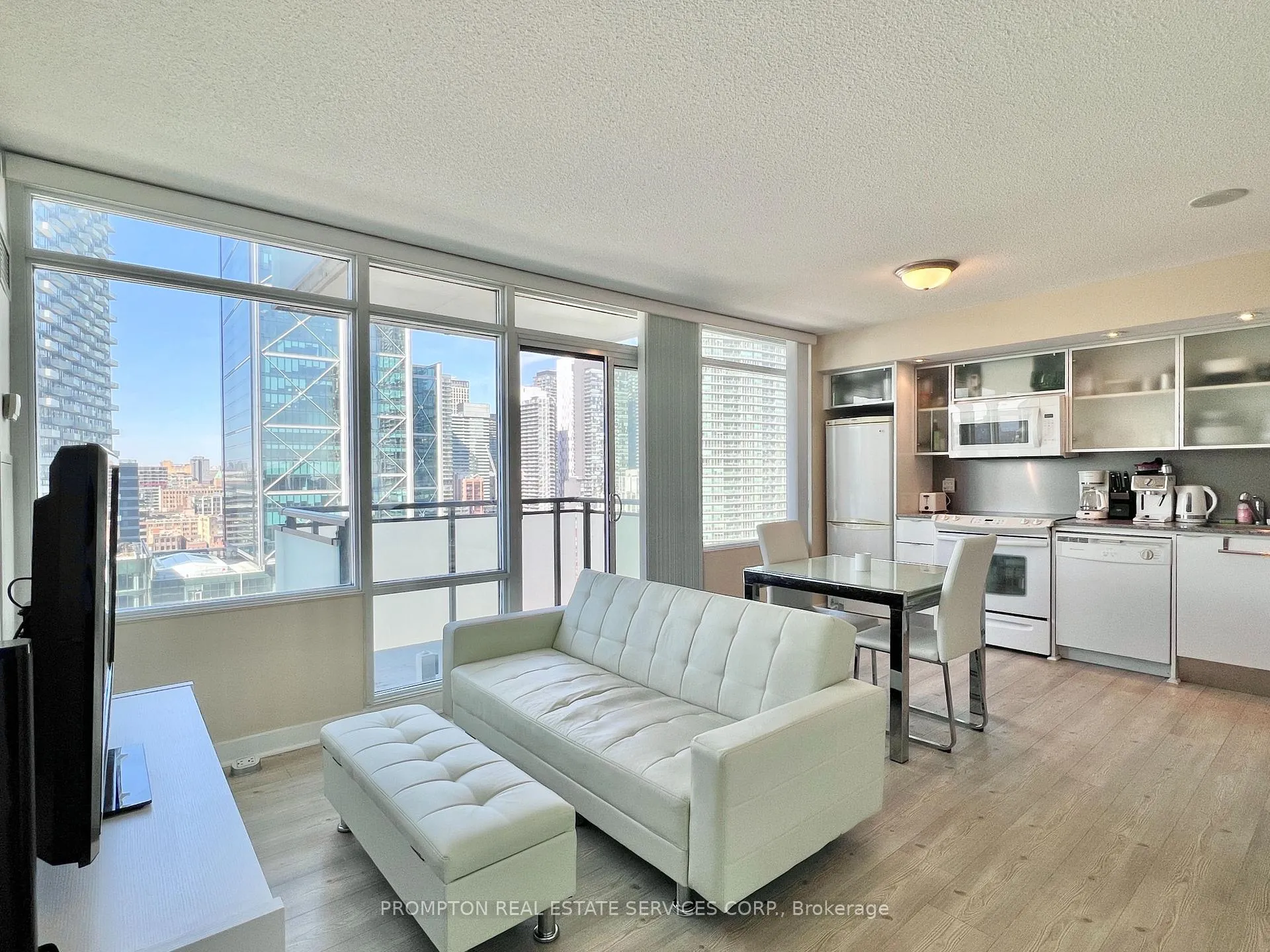 Photo 15 of Unit 2115, 25 Telegram Mews, Toronto, Waterfront Communities — HOMEH
