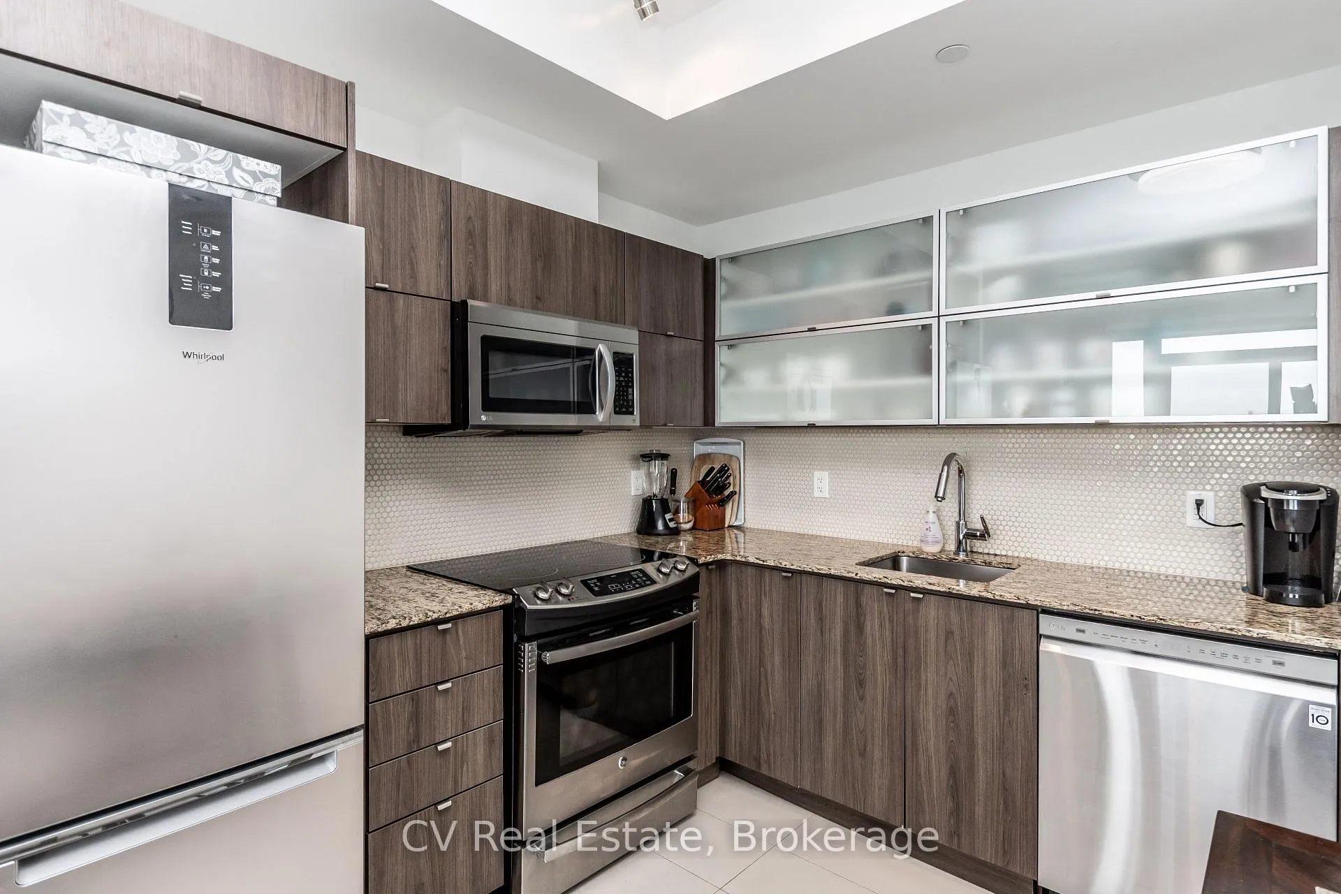 Photo 19 of 170 Fort York Boulevard, Toronto, Waterfront Communities — HOMEH