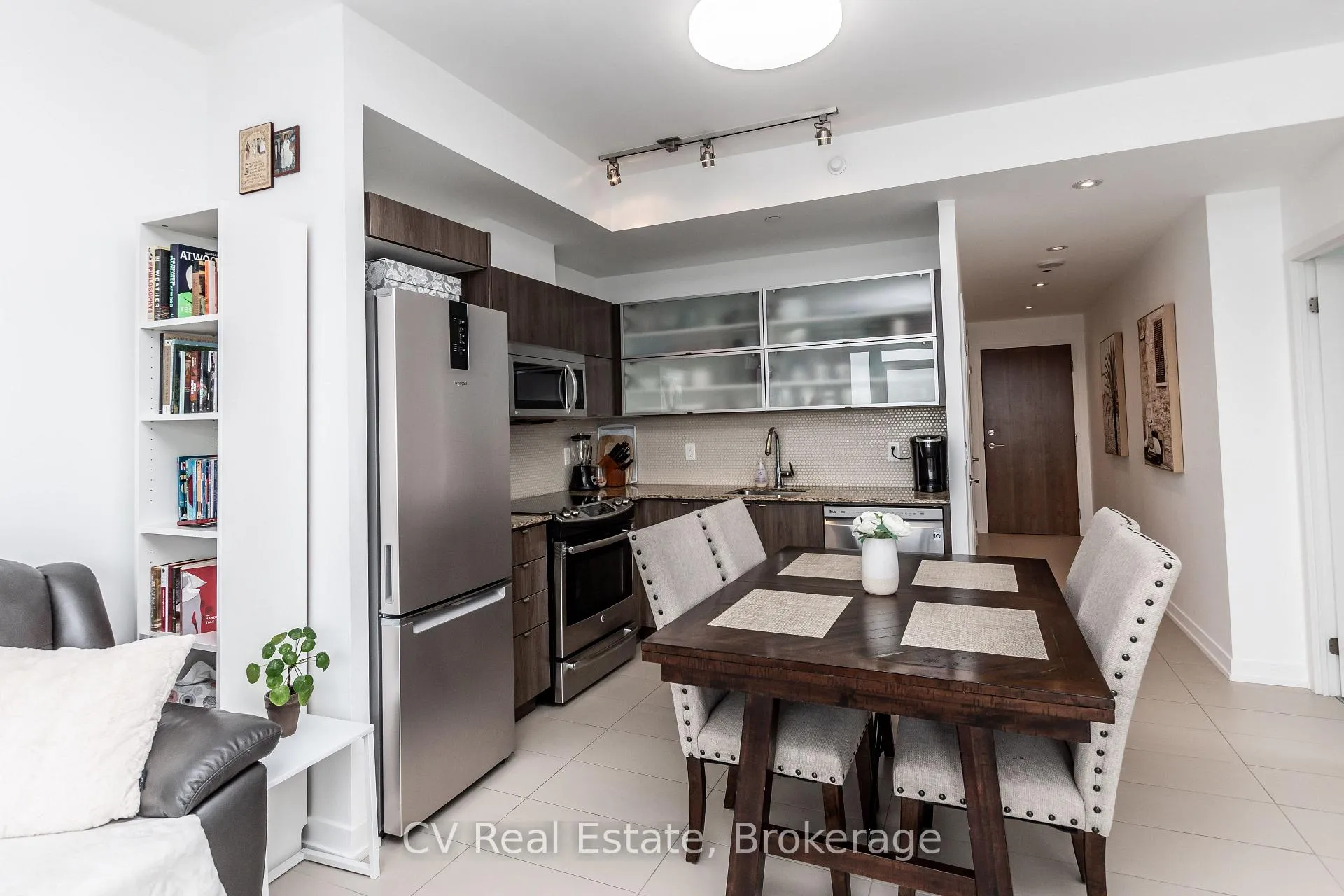 Photo 26 of 170 Fort York Boulevard, Toronto, Waterfront Communities — HOMEH
