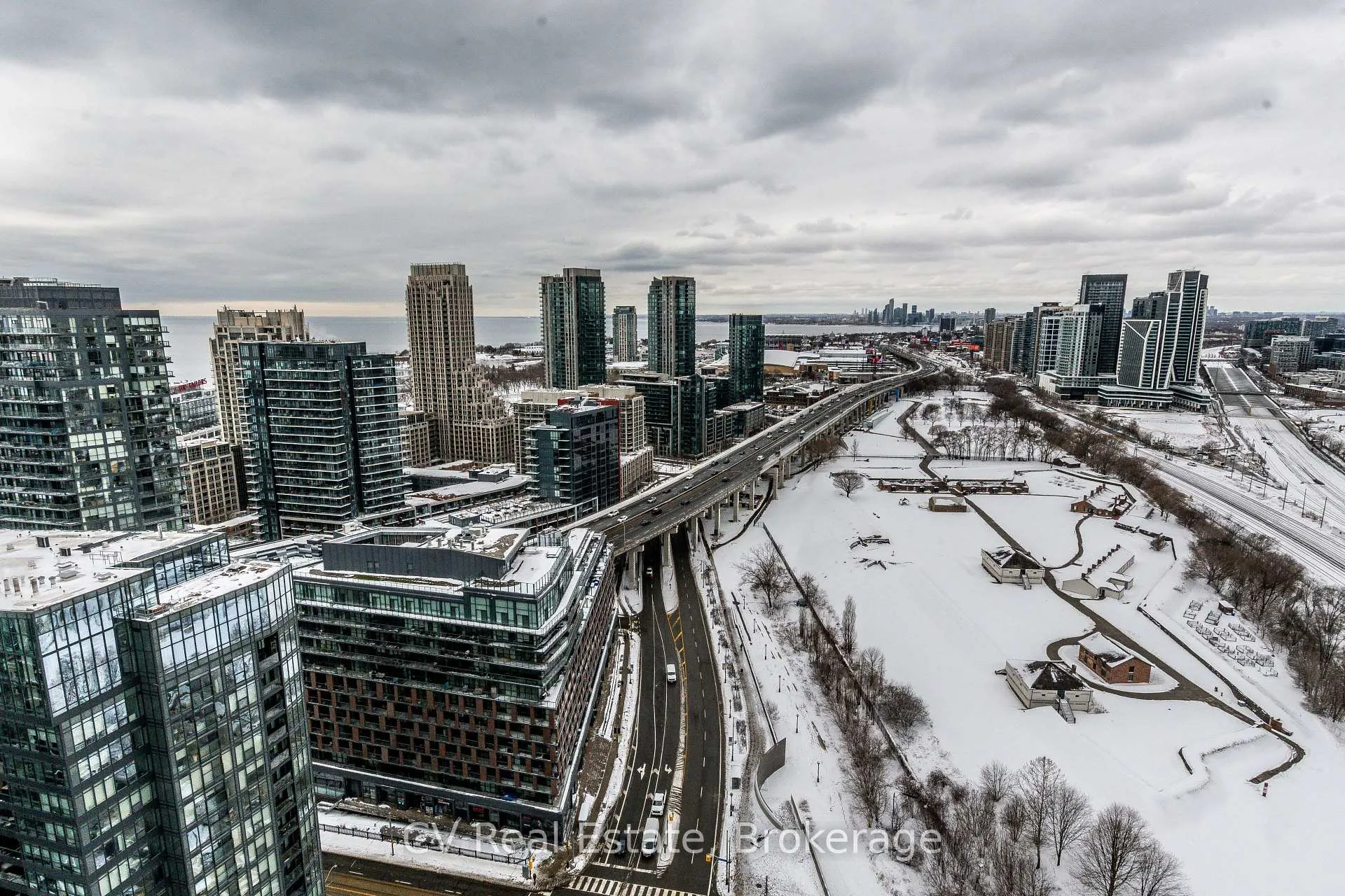 Photo 39 of 170 Fort York Boulevard, Toronto, Waterfront Communities — HOMEH