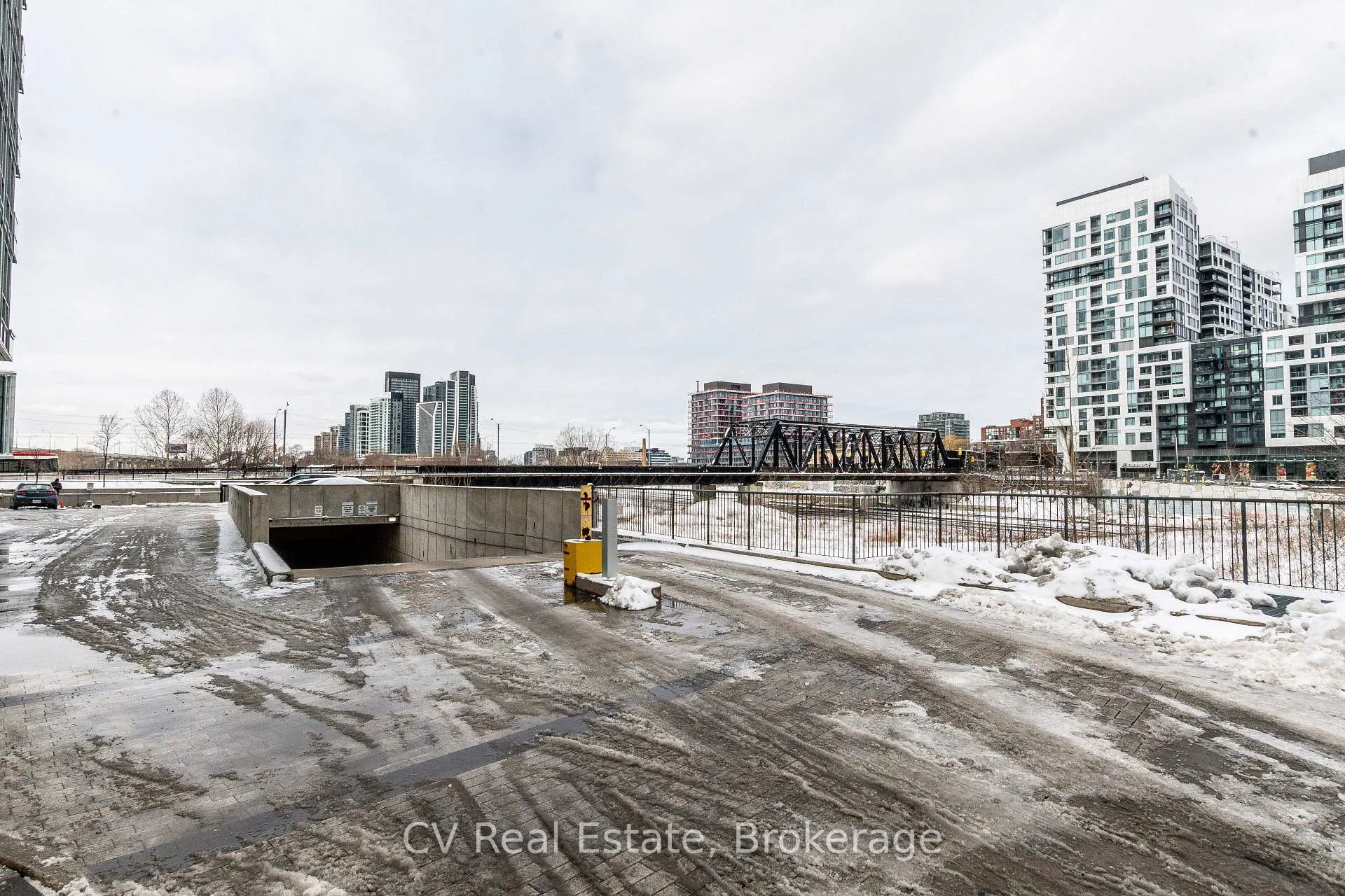 Photo 46 of 170 Fort York Boulevard, Toronto, Waterfront Communities — HOMEH