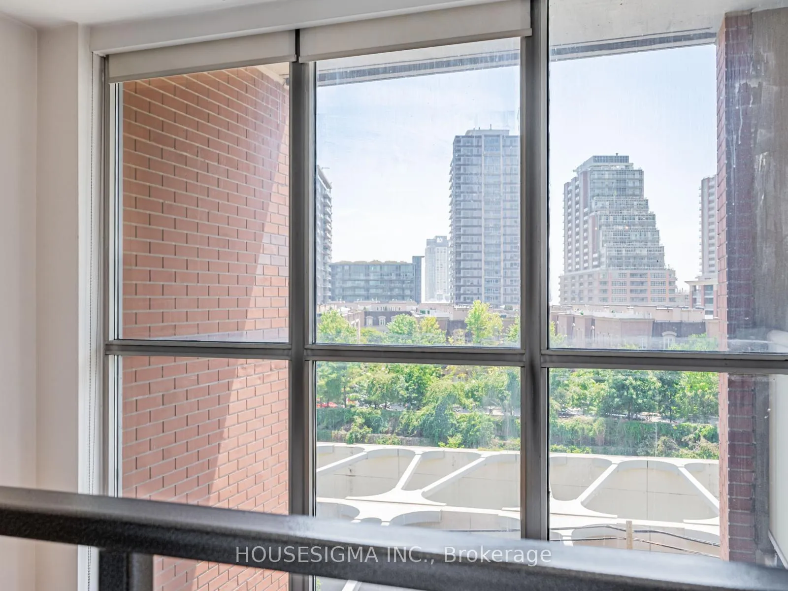 Photo 17 of Unit 514, 1 Shaw Street, Toronto, Niagara — HOMEH