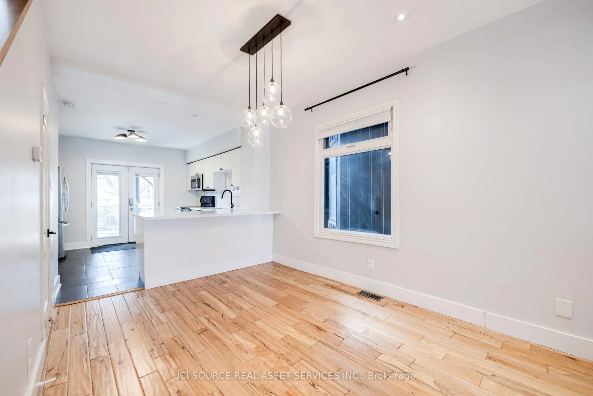 Photo 6 of Unit Main, 24 Pape Avenue, Toronto, South Riverdale — HOMEH