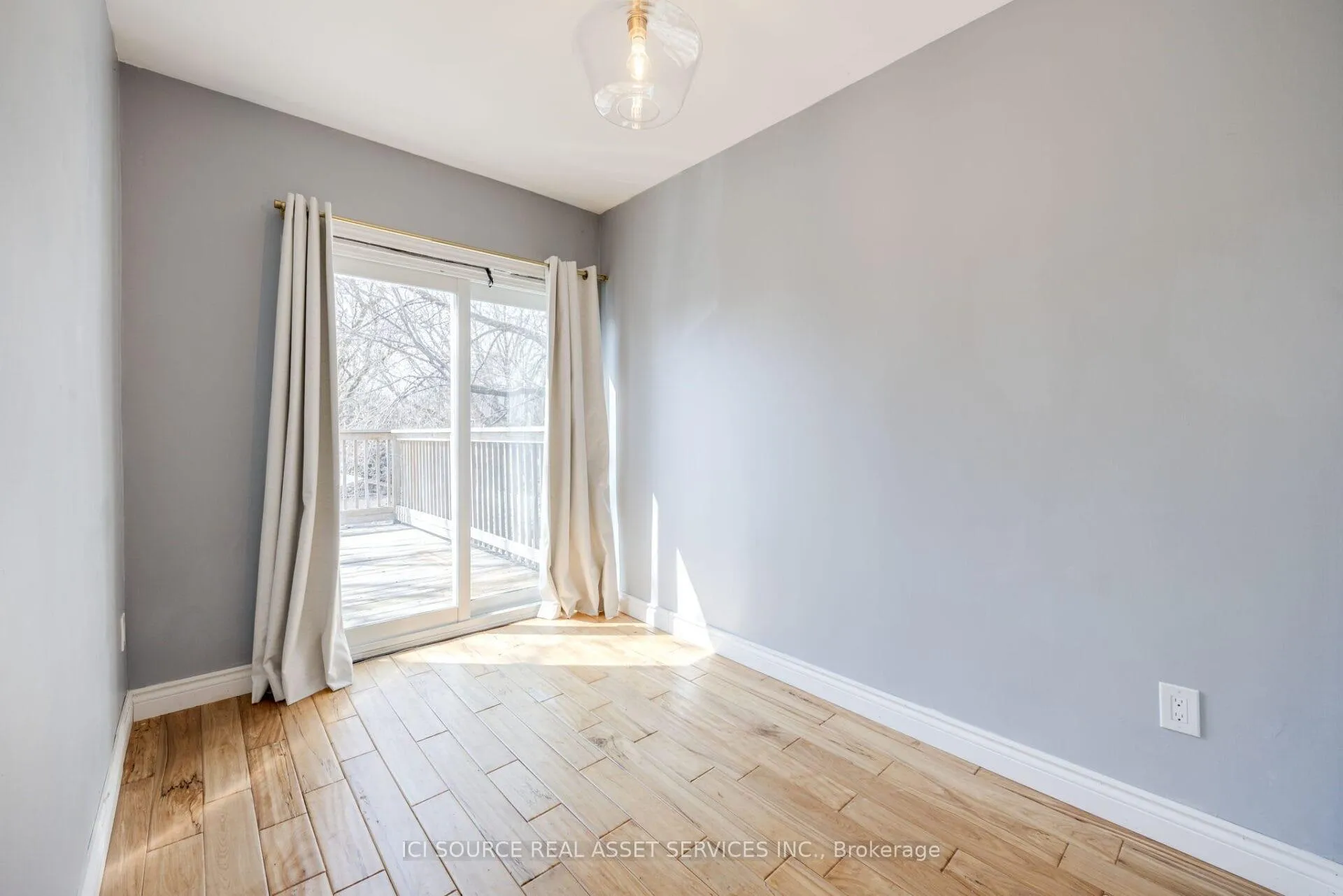 Photo 13 of Unit Main, 24 Pape Avenue, Toronto, South Riverdale — HOMEH