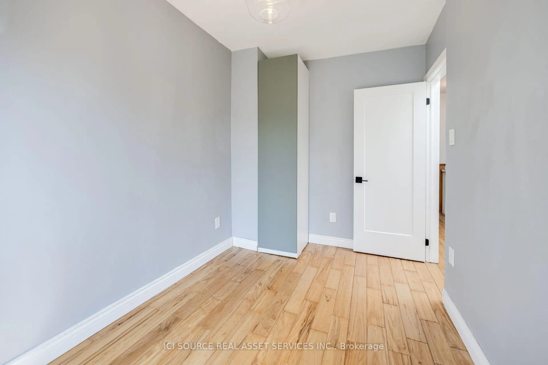 Photo 14 of Unit Main, 24 Pape Avenue, Toronto, South Riverdale — HOMEH