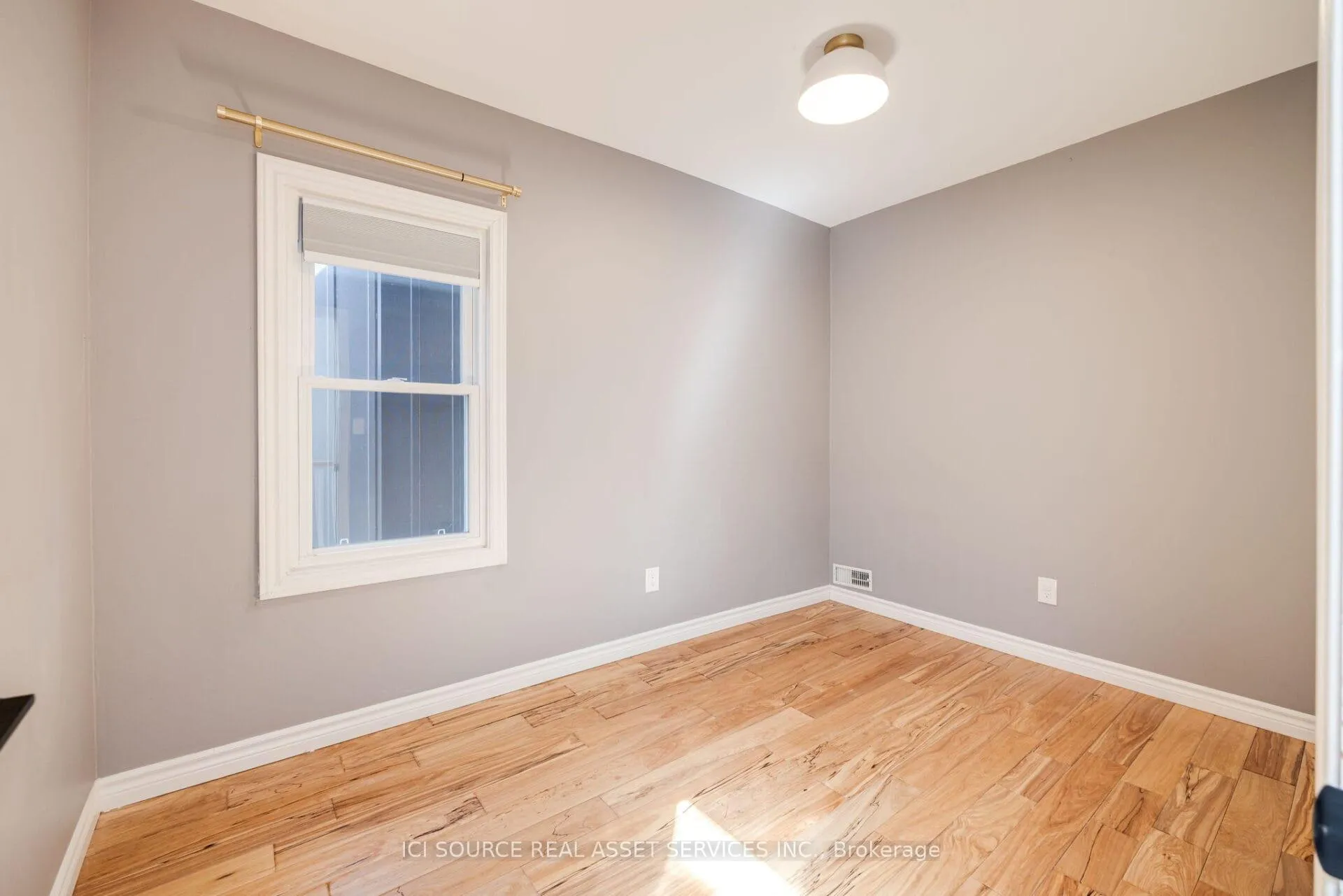 Photo 15 of Unit Main, 24 Pape Avenue, Toronto, South Riverdale — HOMEH