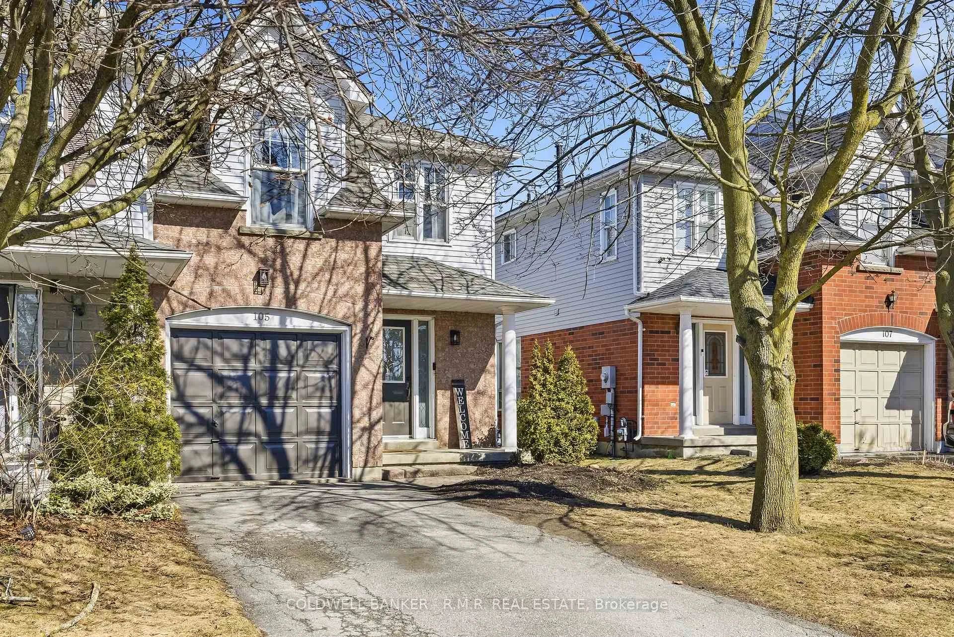 Photo 2 of 105 Brownstone Crescent, Clarington, Courtice — HOMEH