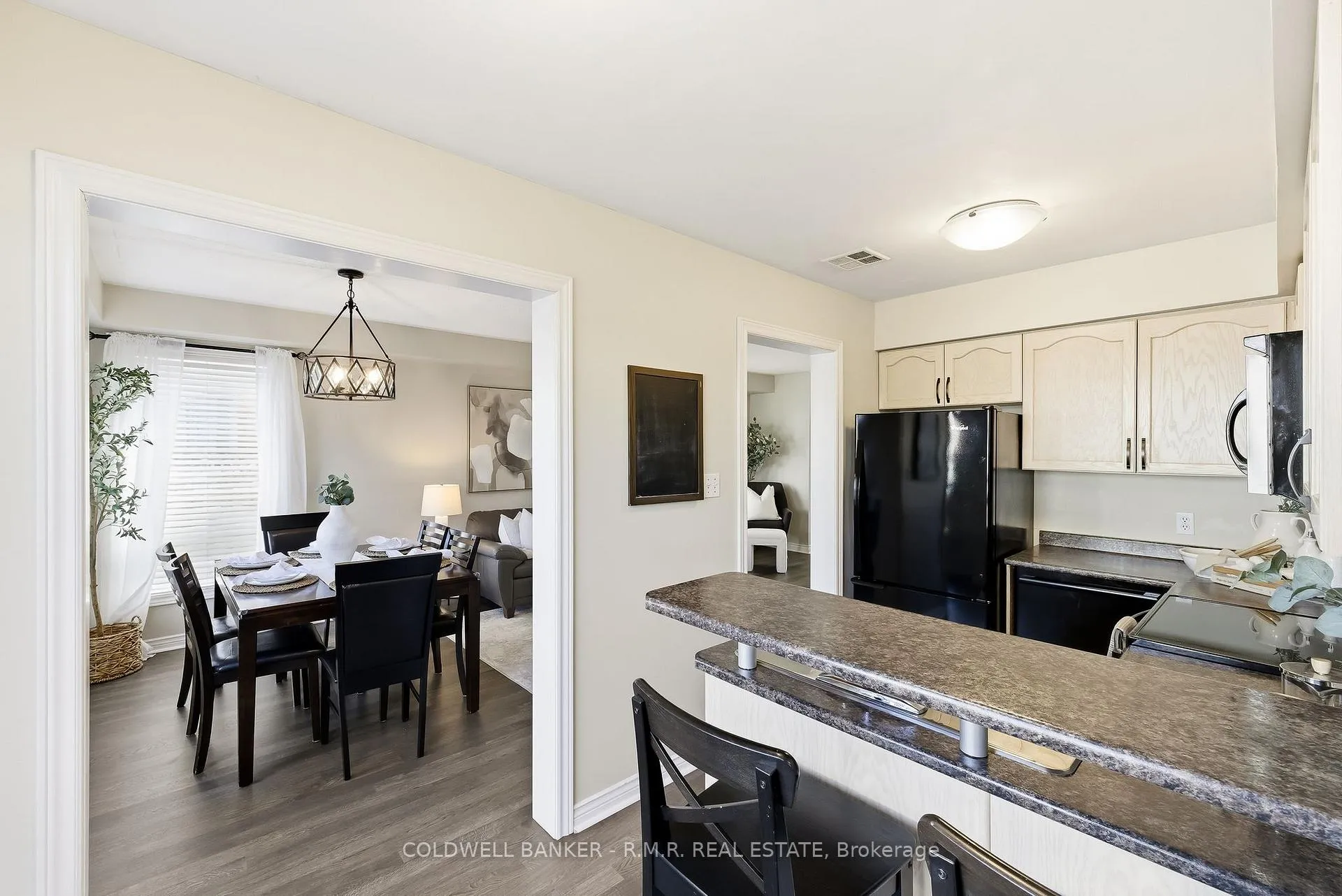 Photo 23 of 105 Brownstone Crescent, Clarington, Courtice — HOMEH