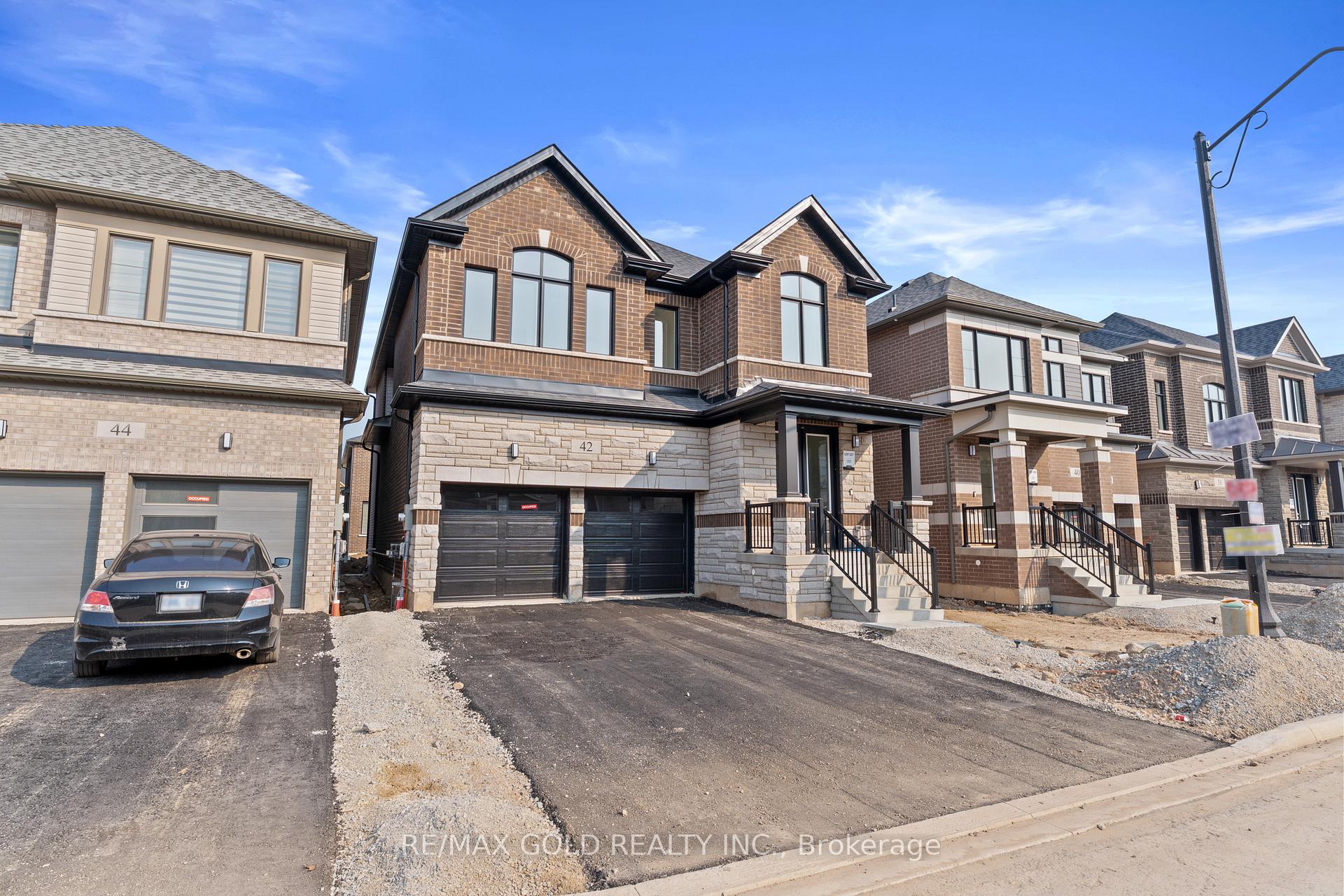 Photo 2 of 42 Conboy Drive, Erin, Rural Erin — HOMEH
