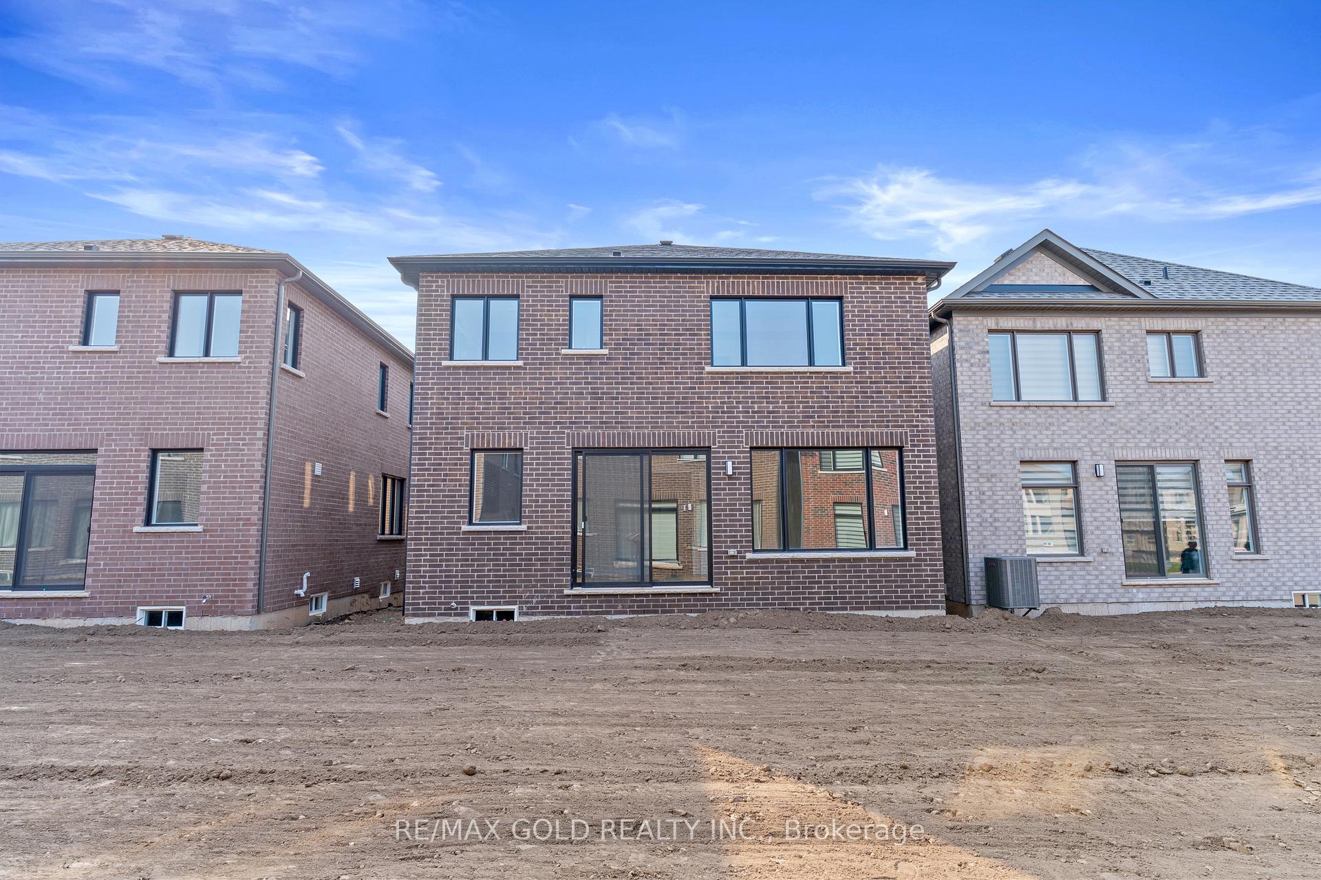 Photo 38 of 42 Conboy Drive, Erin, Rural Erin — HOMEH