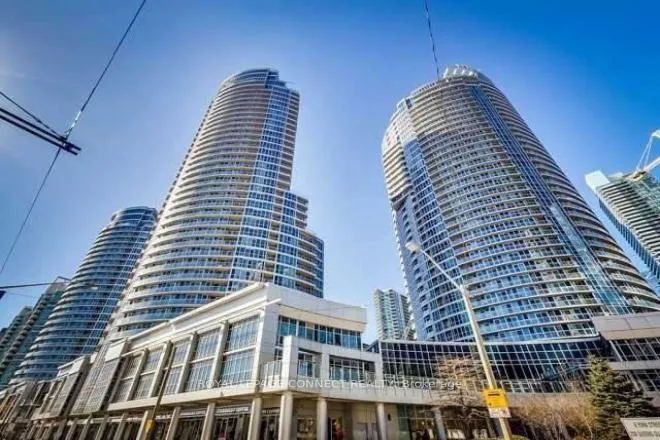 Photo 1 of Unit 1906, 208 Queens Quay W, Toronto, Waterfront Communities — HOMEH