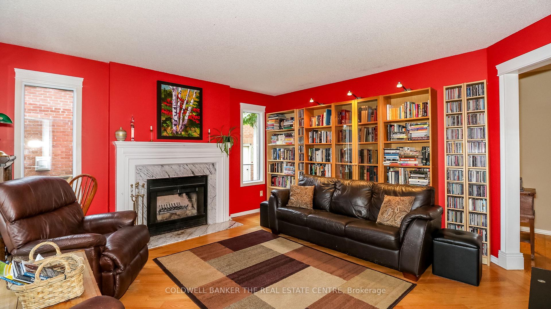Photo 18 of 12 Gordon Court, Barrie, West Bayfield — HOMEH