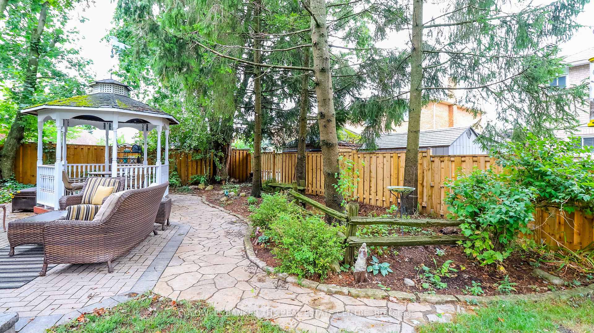 Photo 45 of 12 Gordon Court, Barrie, West Bayfield — HOMEH