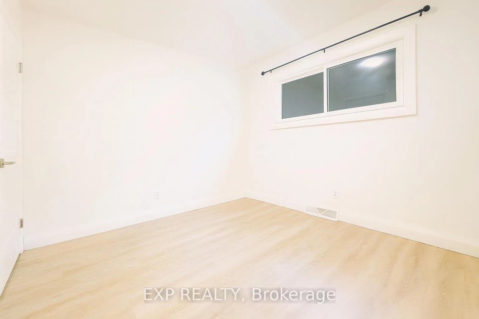 Photo 11 of Unit Upper, 62 Harold Avenue, Kitchener — HOMEH
