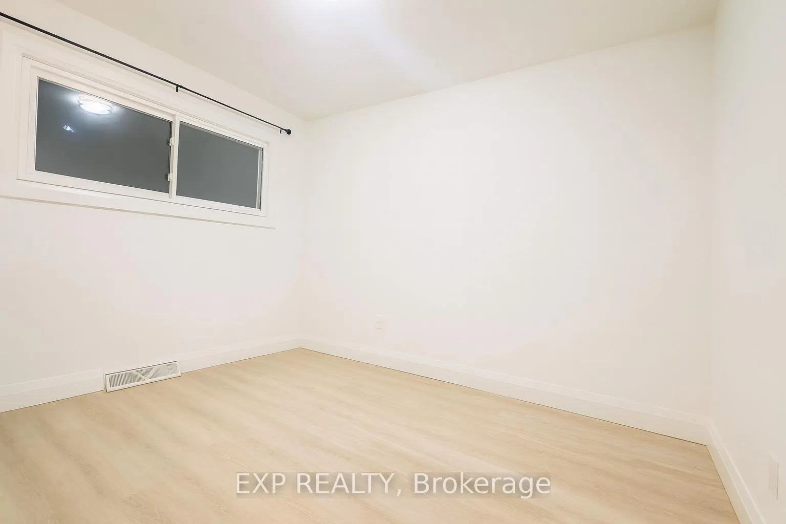 Photo 13 of Unit Upper, 62 Harold Avenue, Kitchener — HOMEH