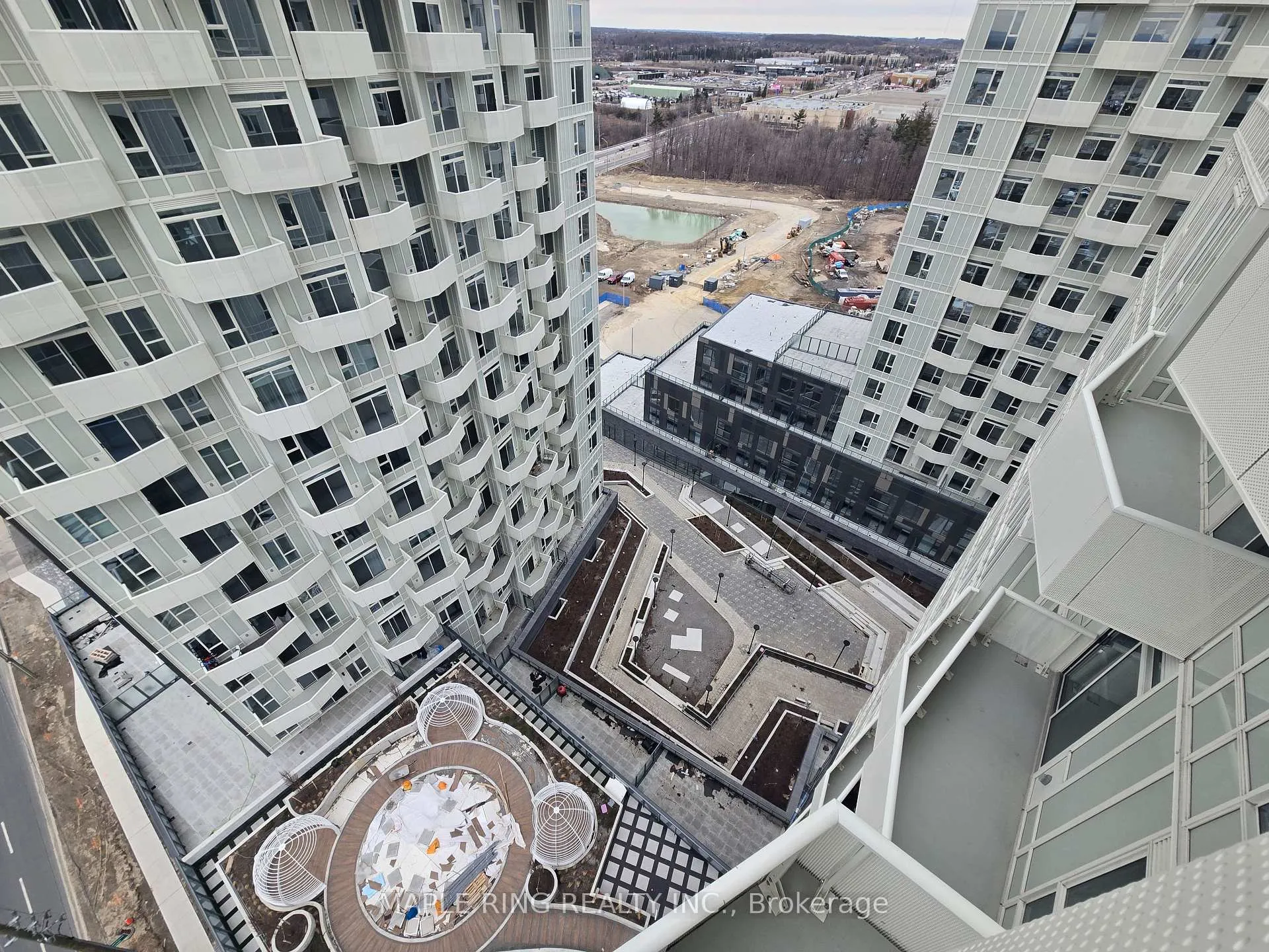 Photo 1 of Unit 1613, 10 Abeja Street, Vaughan, Concord — HOMEH