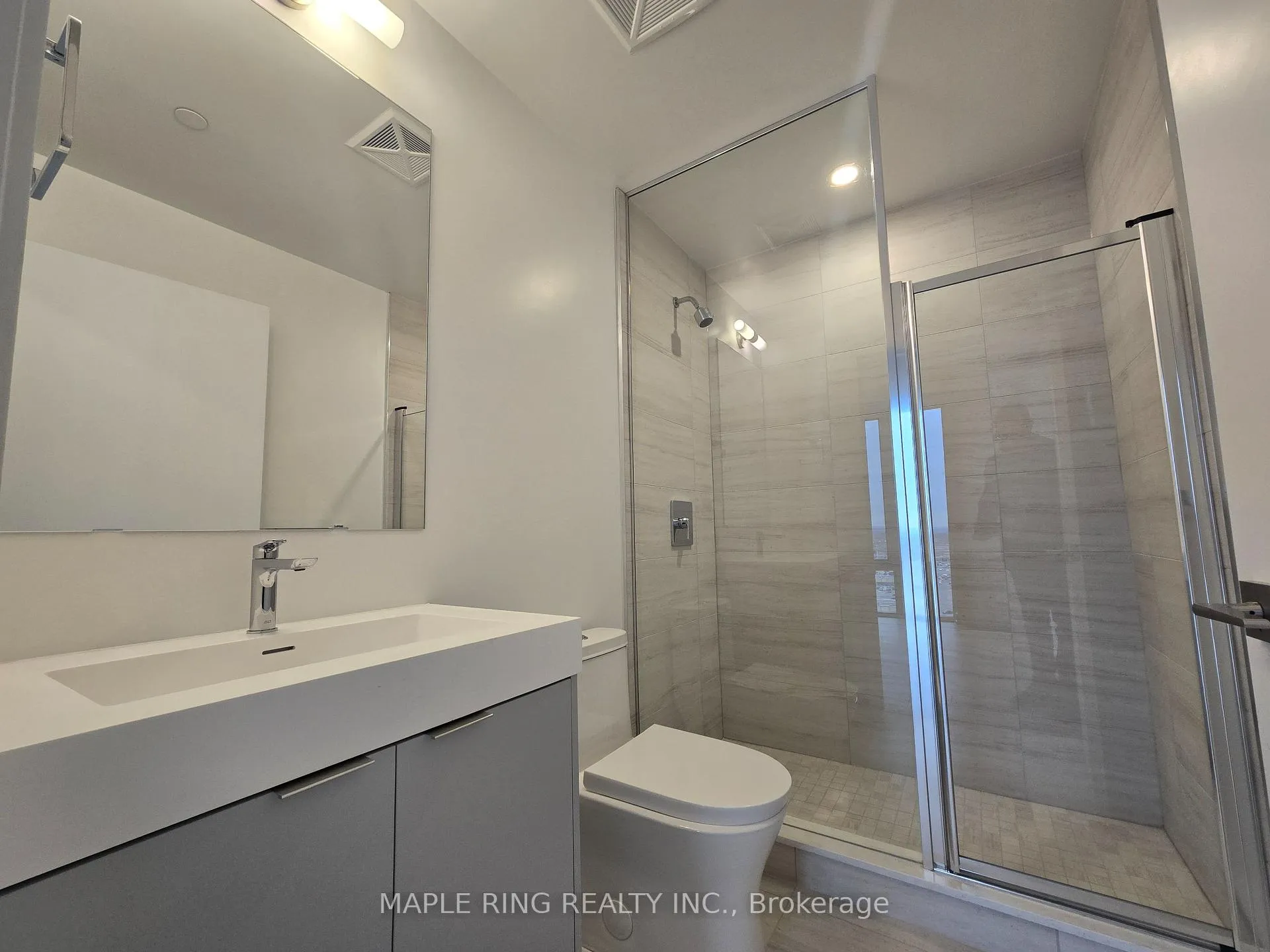 Photo 6 of Unit 1613, 10 Abeja Street, Vaughan, Concord — HOMEH