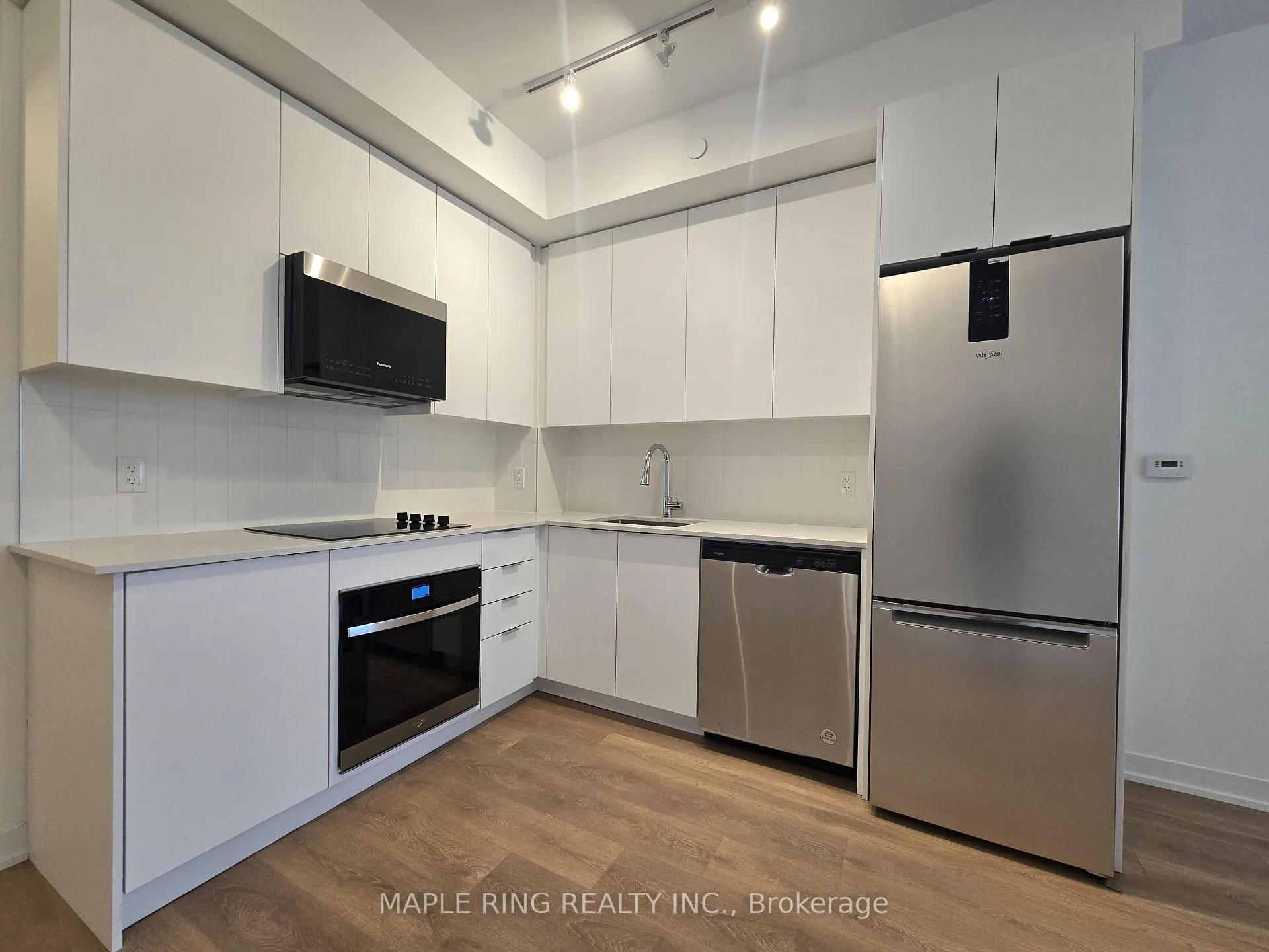 Photo 12 of Unit 1613, 10 Abeja Street, Vaughan, Concord — HOMEH