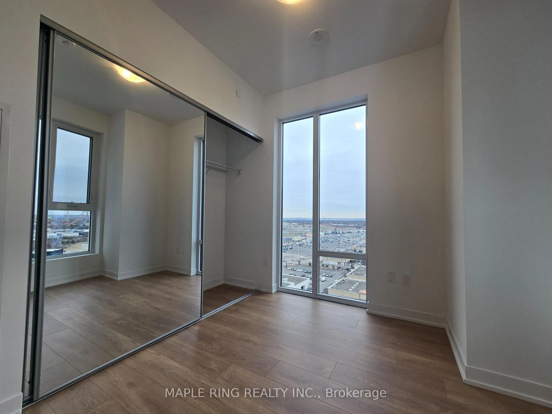 Photo 14 of Unit 1613, 10 Abeja Street, Vaughan, Concord — HOMEH