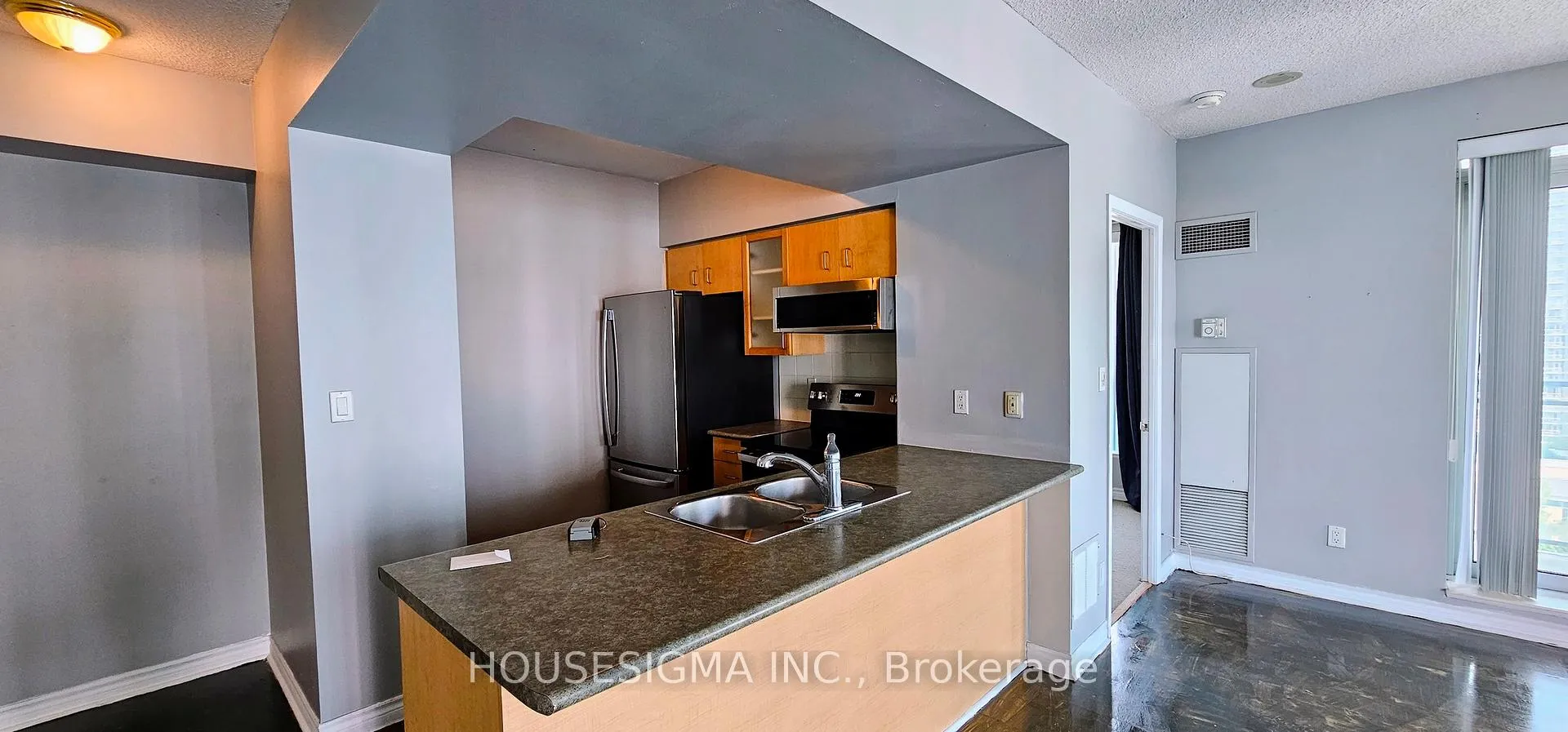 Photo 6 of Unit 1509, 410 Queens Quay W, Toronto, Waterfront Communities — HOMEH