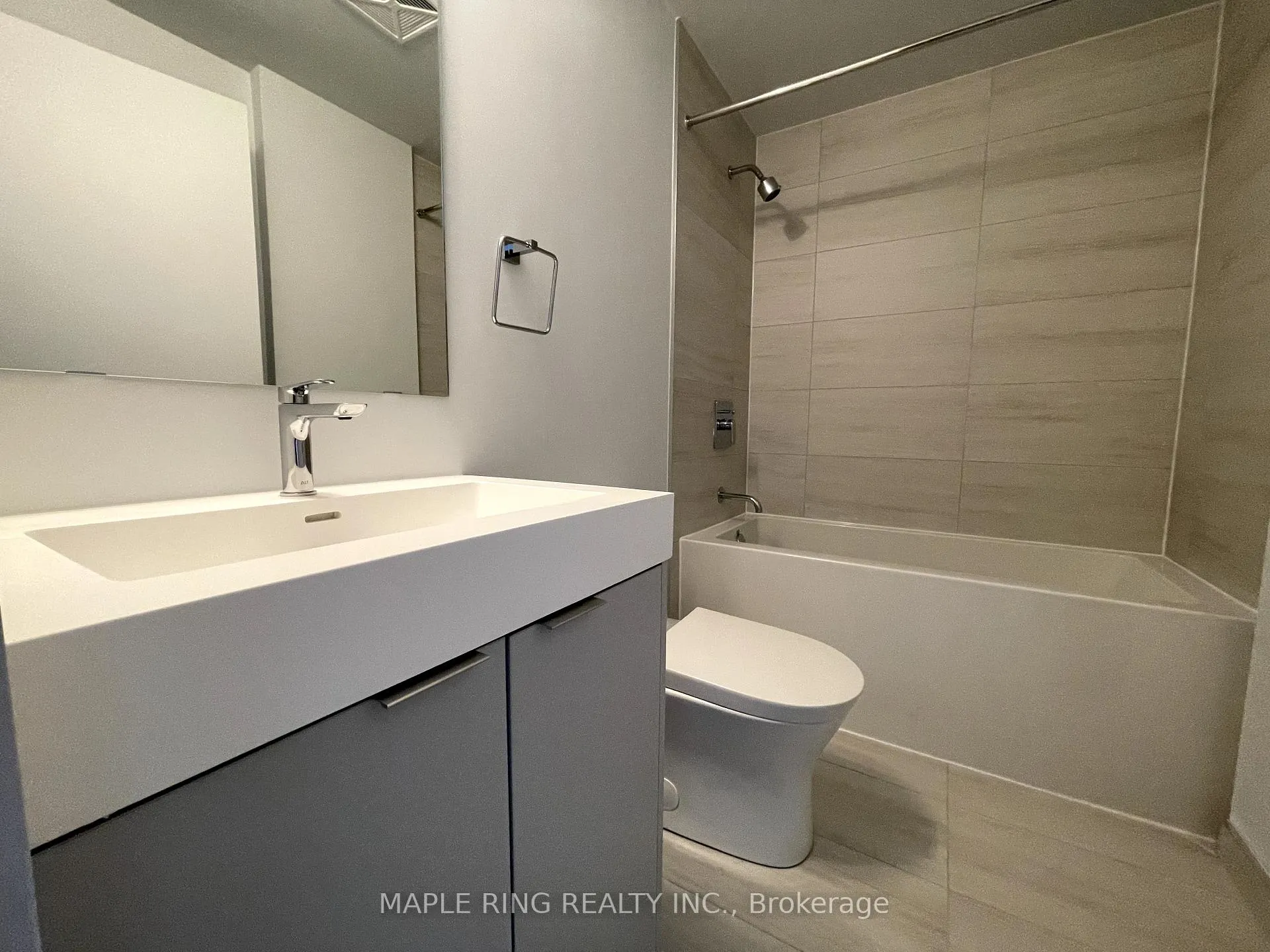 Photo 9 of Unit 3805, 2920 Highway 7 Road, Vaughan, Concord — HOMEH