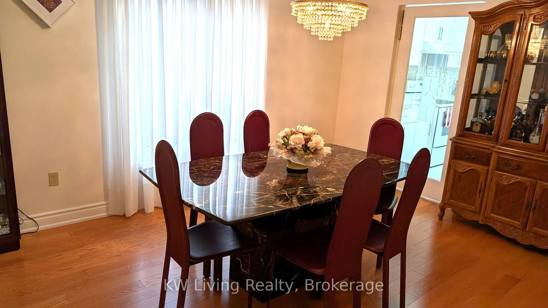 Photo 4 of 215 Hollingham Road, Markham, Unionville — HOMEH