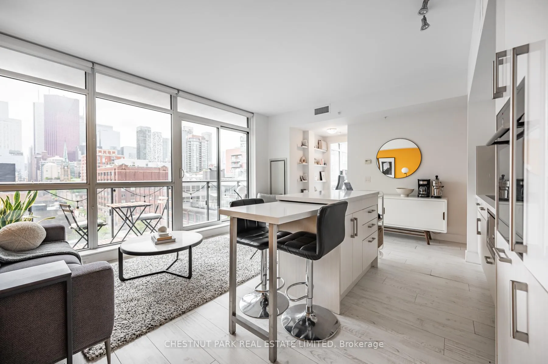 Photo 6 of Unit 907, 39 Sherbourne Street, Toronto, Moss Park — HOMEH
