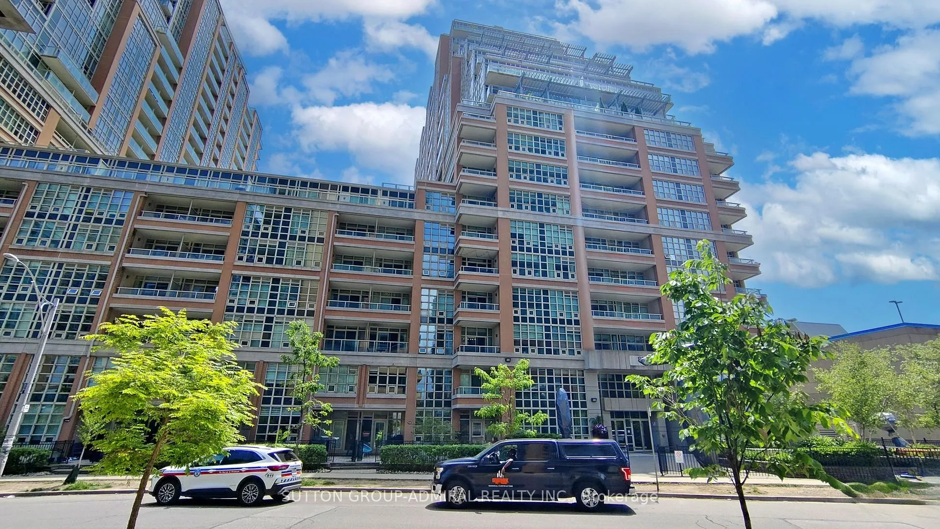 Front of Unit 2211, 85 east liberty Street