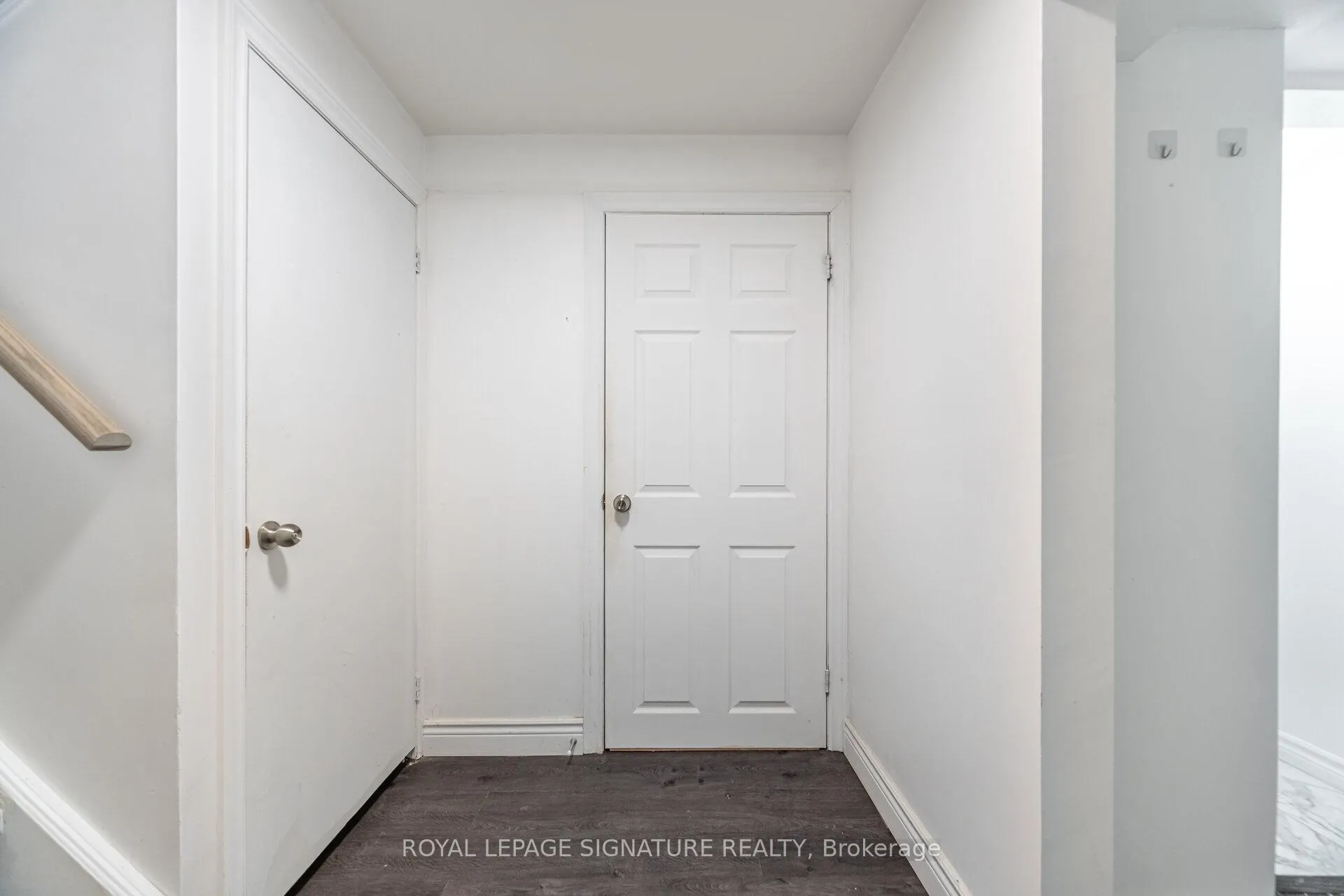 Front of Unit Main, 406 Tamarack Drive