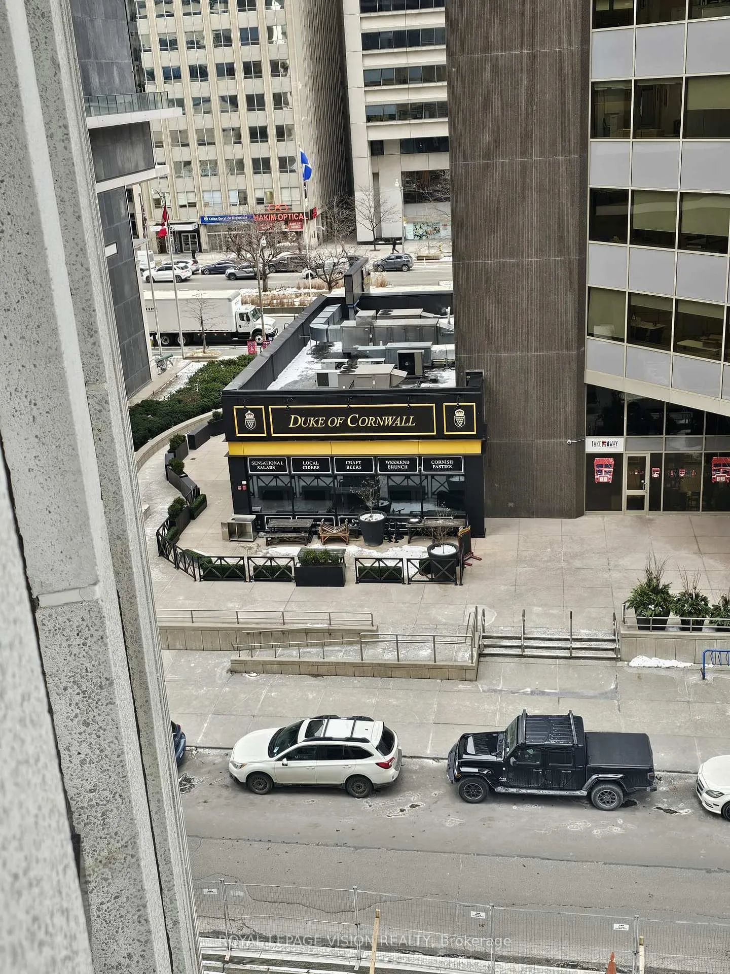 Photo 3 of Unit 504, 238 Simcoe Street, Toronto, Kensington-Chinatown — HOMEH